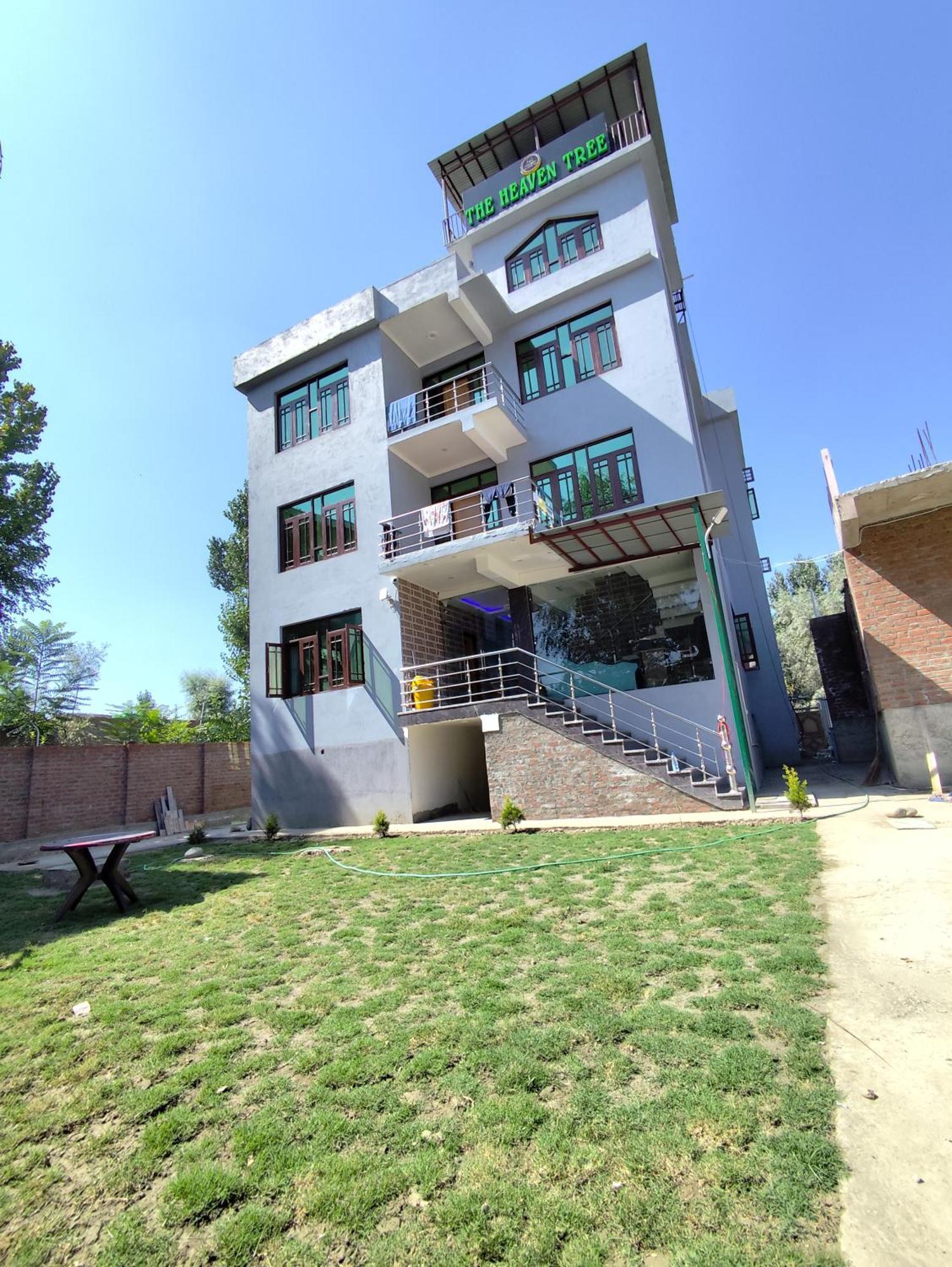 The Heaven Tree 3* Srinagar (Jammu and Kashmir)