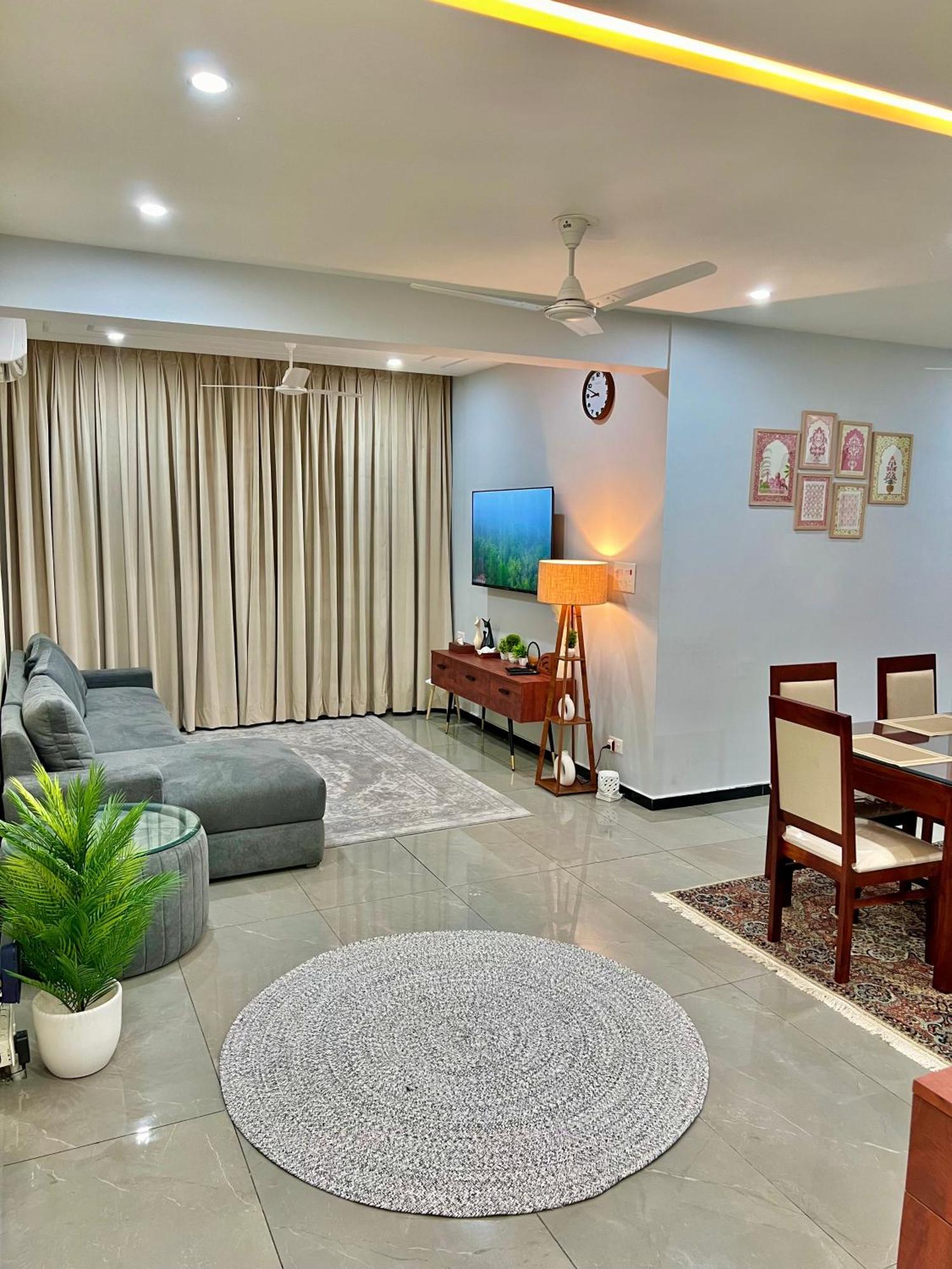 Staysogood Srinagar (Jammu and Kashmir)
