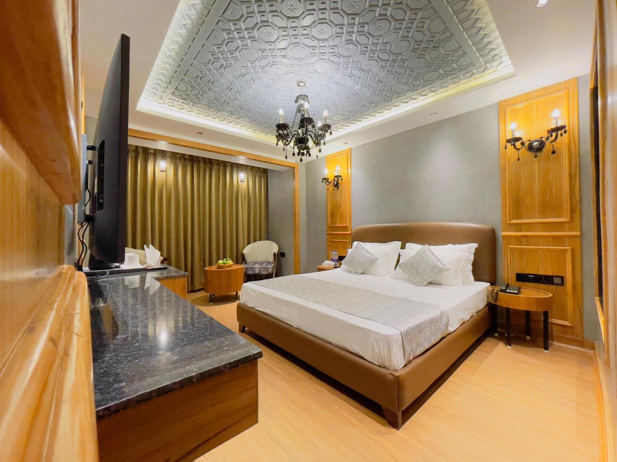 Paradise Premium Hotel Durgjan
