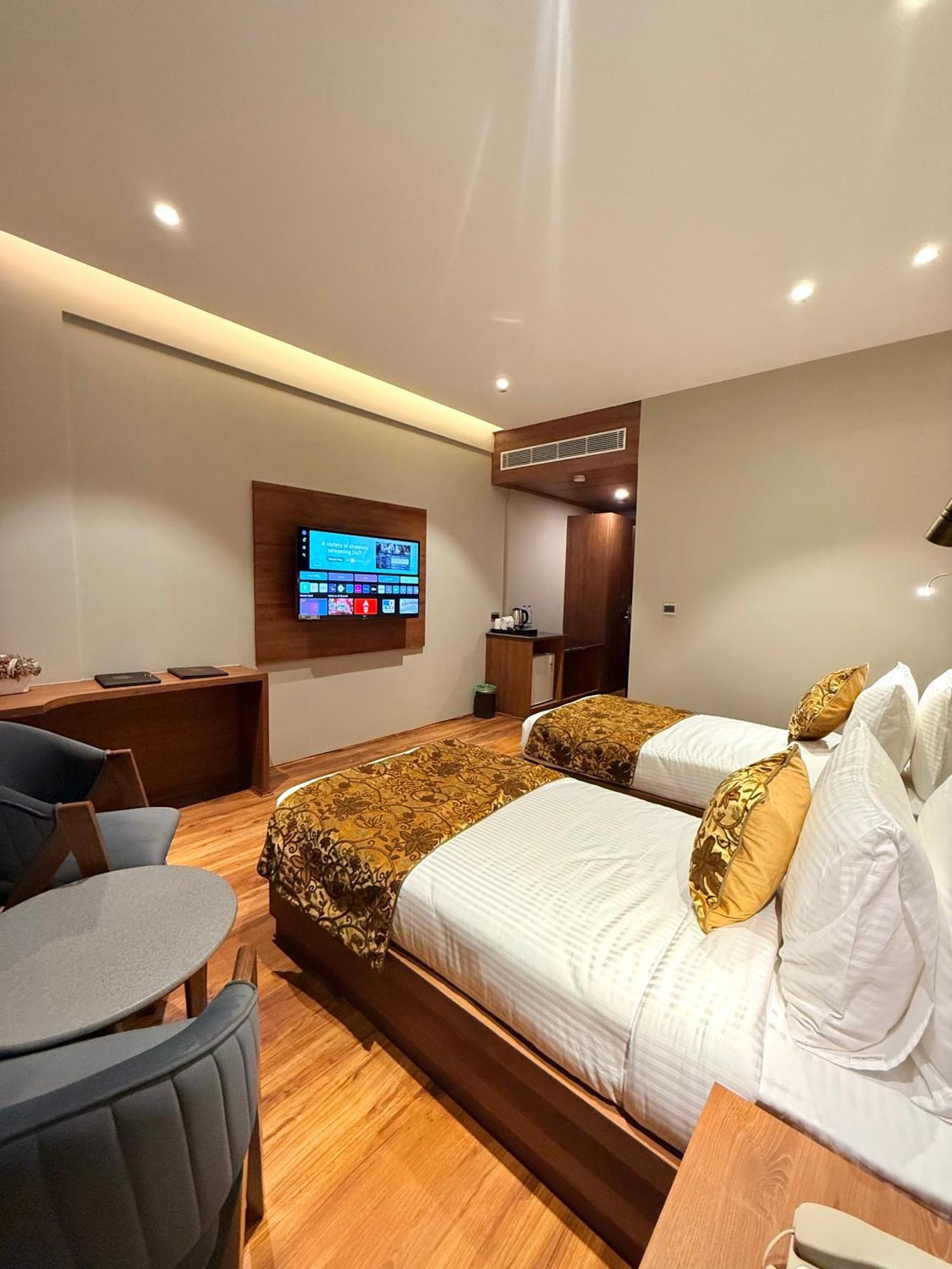 The Olive Hotel Srinagar (Jammu and Kashmir)