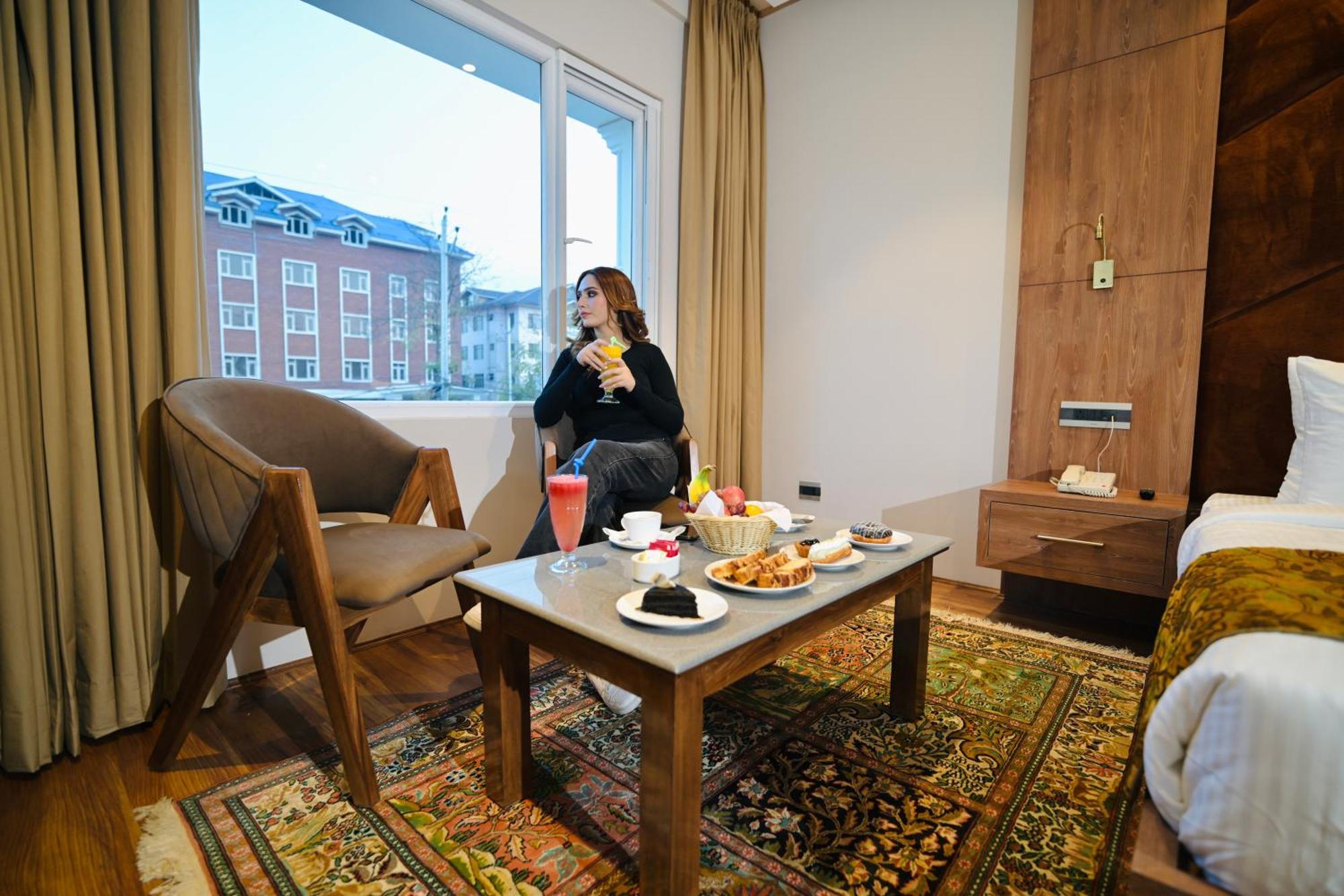 The Olive Hotel Srinagar (Jammu and Kashmir)
