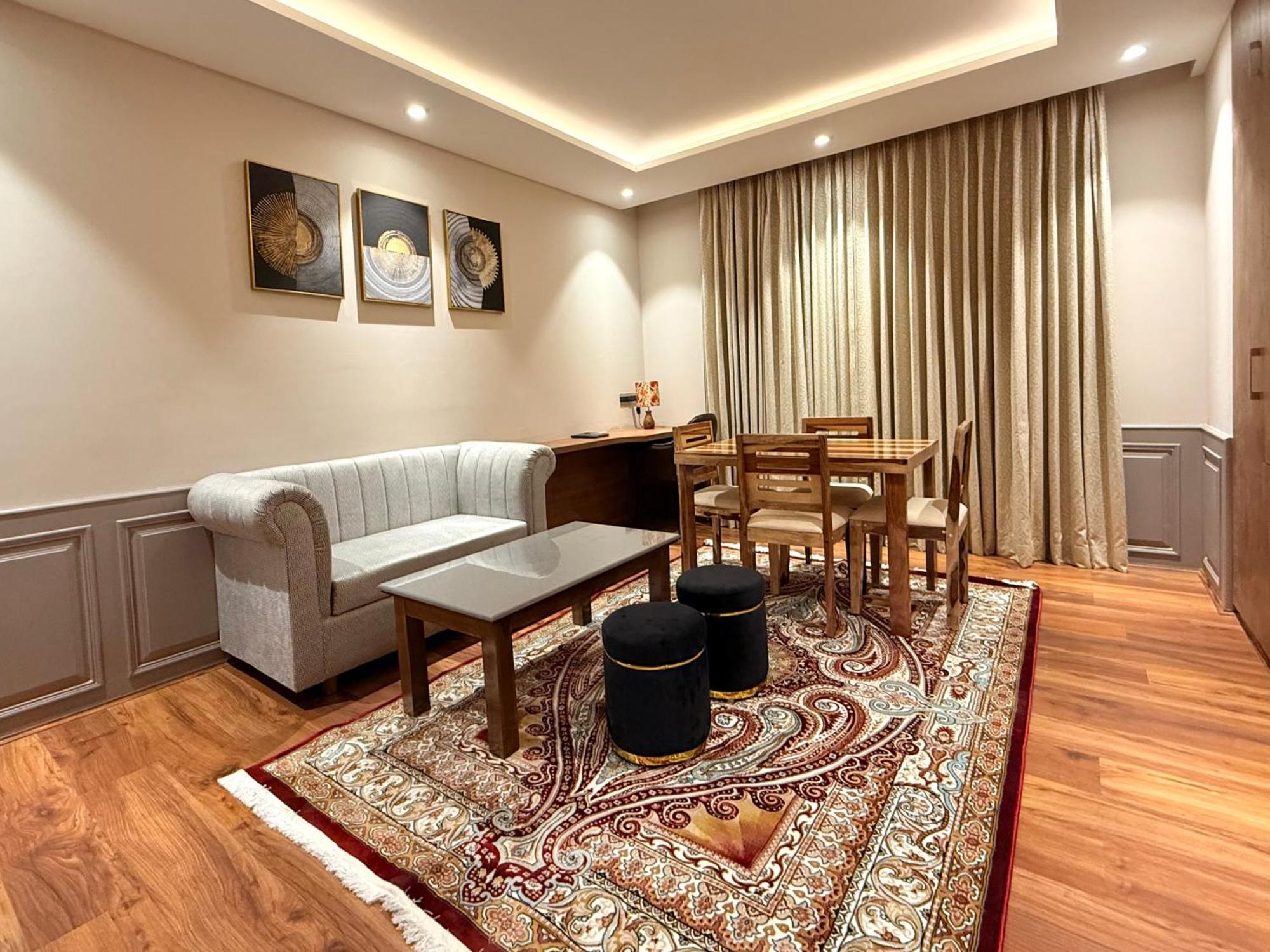 Hotel The Olive 4*