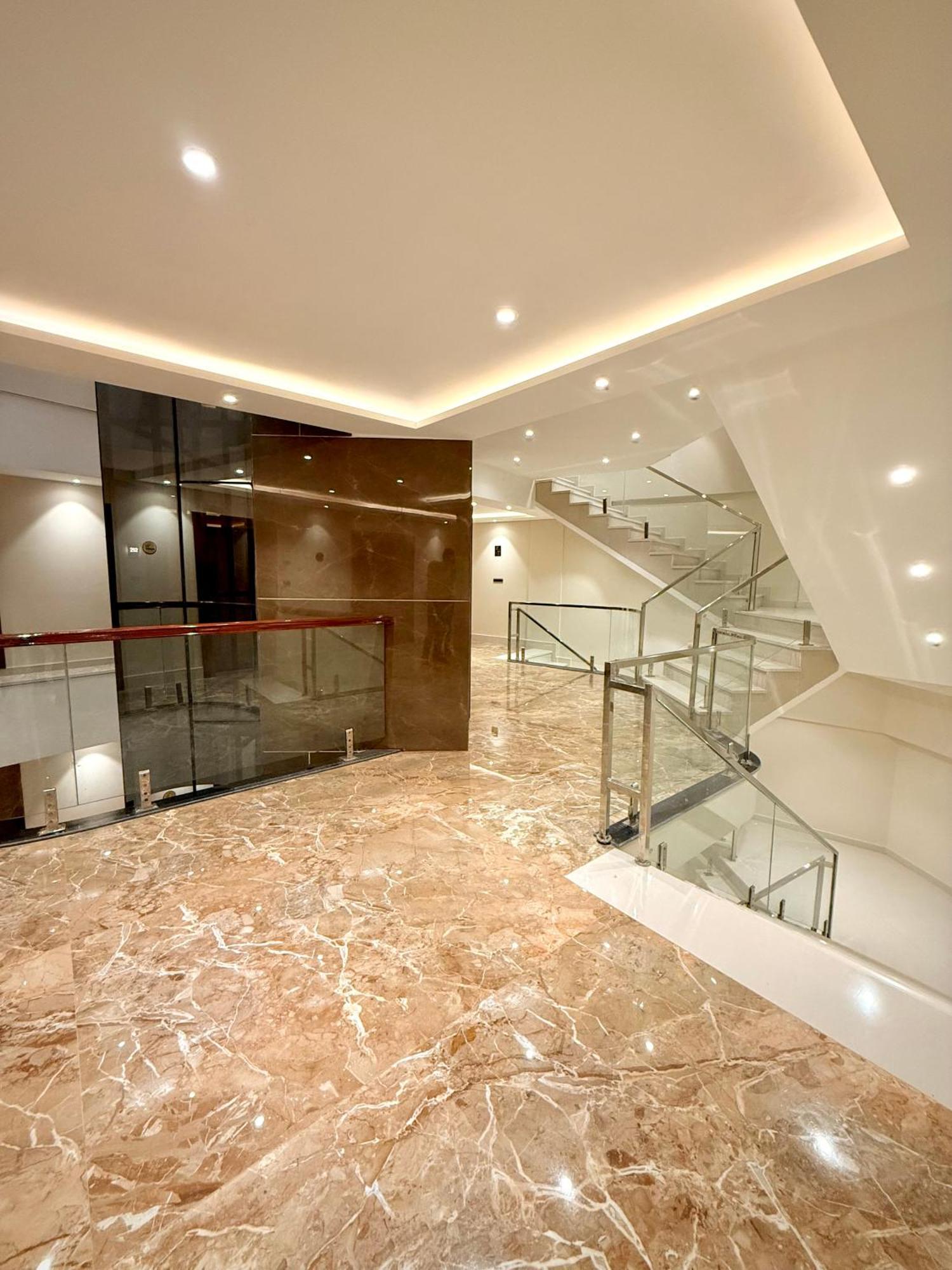 The Olive 4*