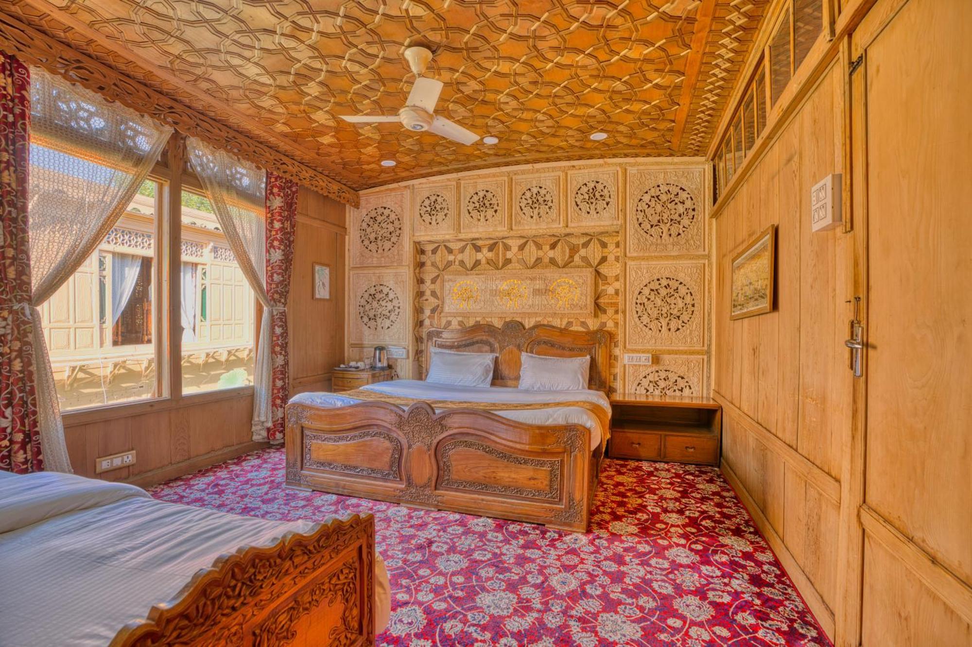 View Group Of Houseboats Srinagar (Jammu and Kashmir)