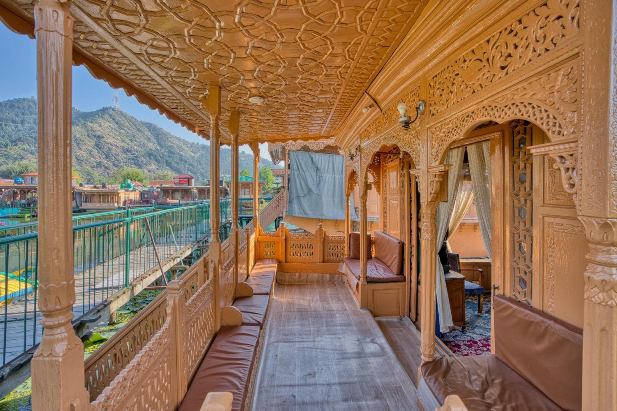 View Group Of Houseboats Hotel Srinagar (Jammu and Kashmir)