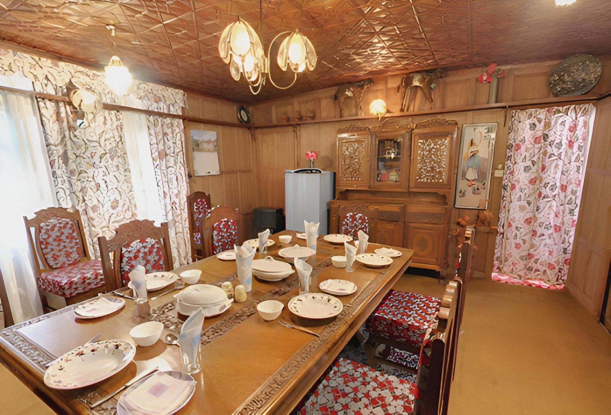 Royal Hareem Group Of Houseboats Hotel 5*