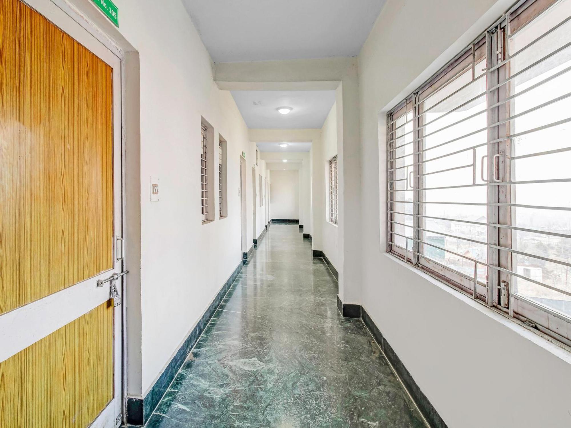 Hotel Hotel O The Ali Srinagar (Jammu and Kashmir)