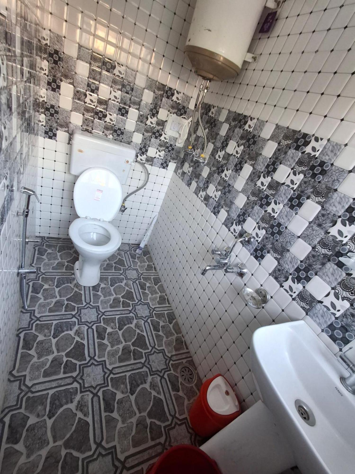 Mid Valley Residency 3* Srinagar (Jammu and Kashmir)