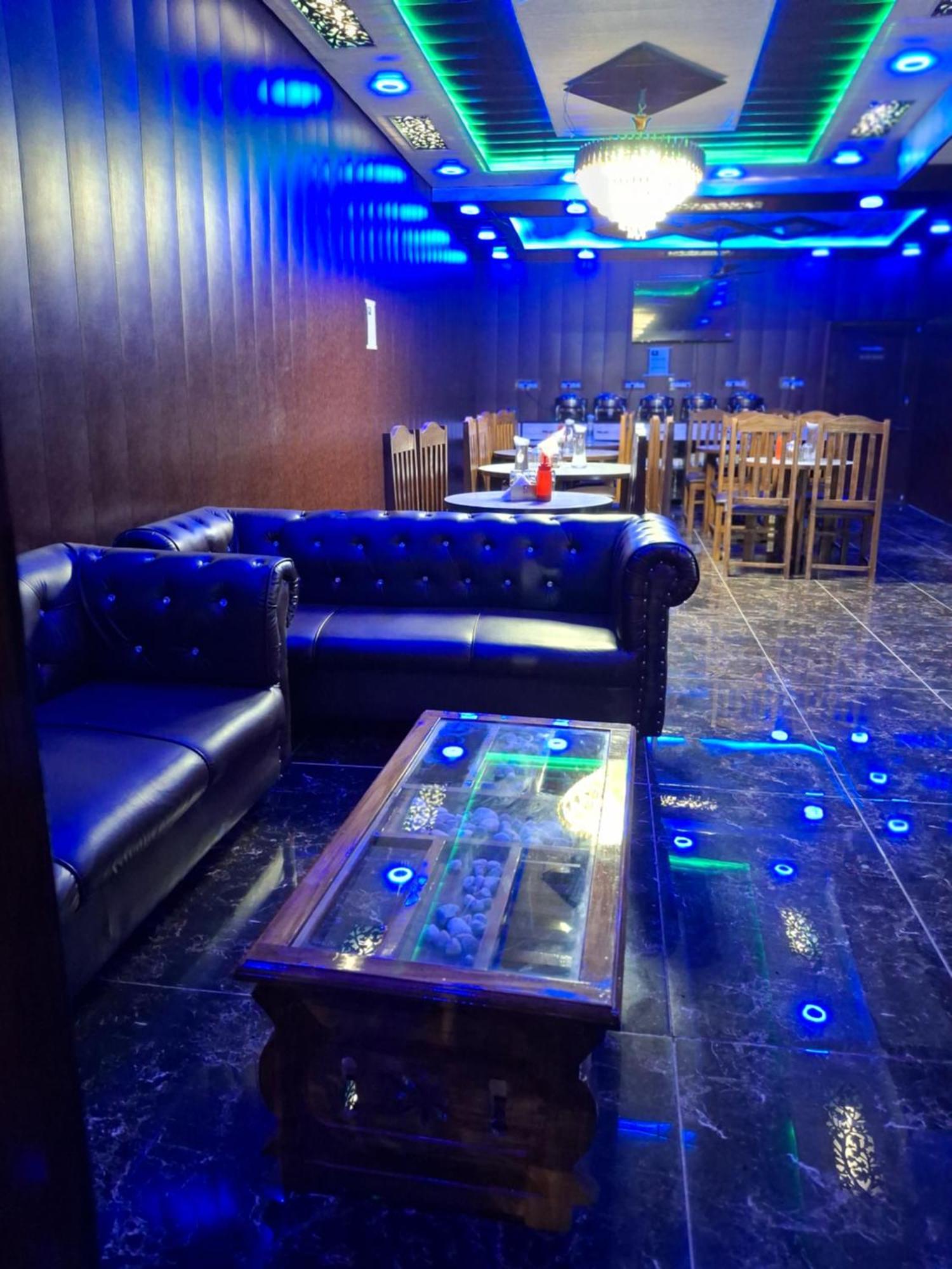 Hotel Mid Valley Residency Srinagar (Jammu and Kashmir)