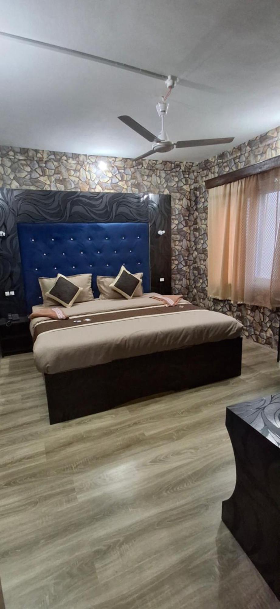 Mid Valley Residency Hotel