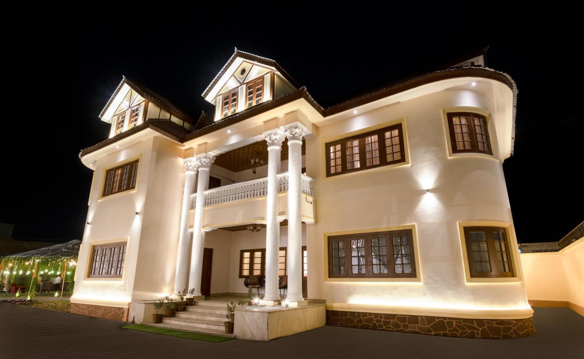 Hotel Moghal Mahal Rajbagh Srinagar (Jammu and Kashmir)