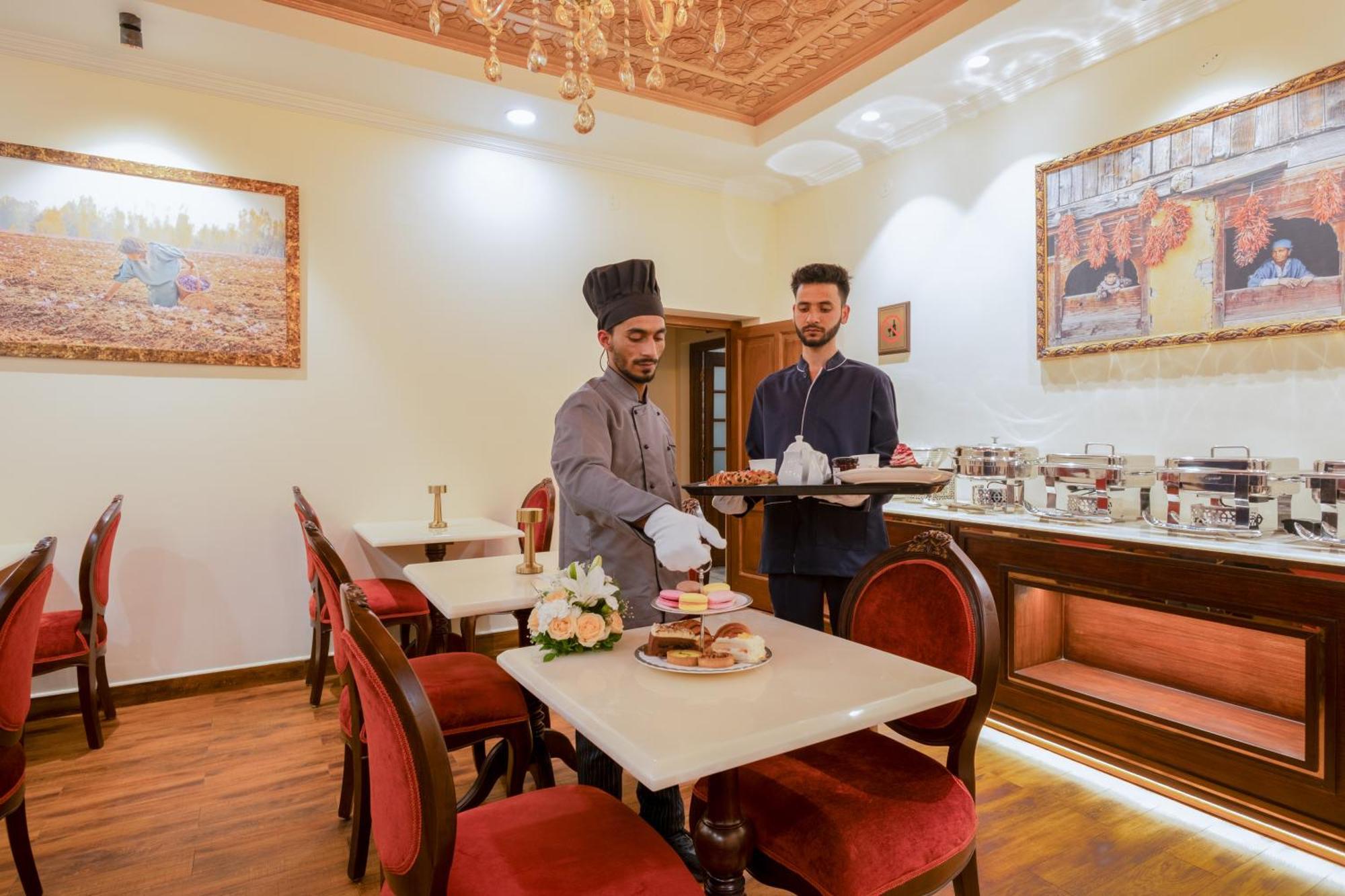 Hotel Moghal Mahal Rajbagh 4*