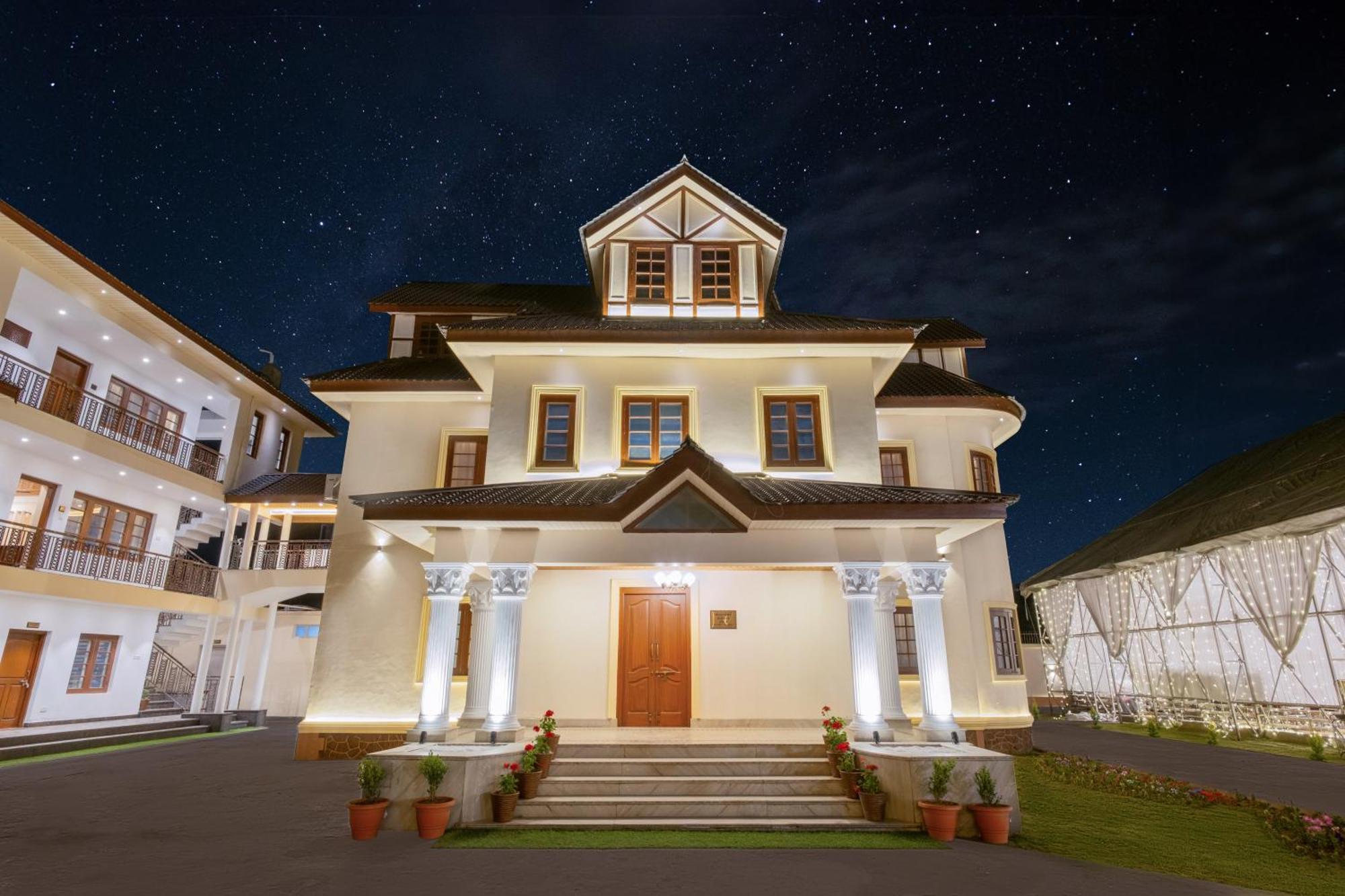 Moghal Mahal Rajbagh Hotel Srinagar (Jammu and Kashmir)