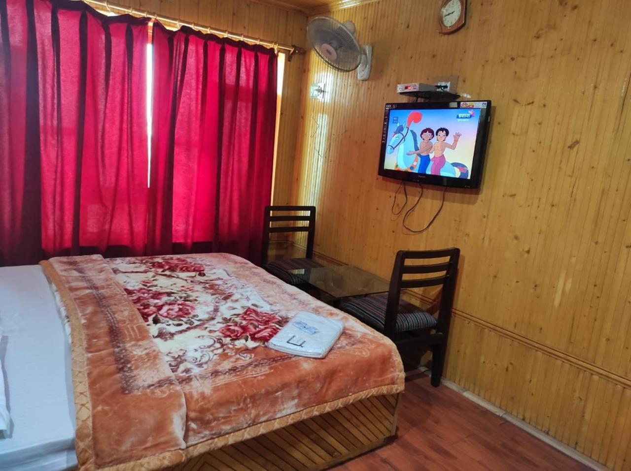 Hotel Dilshan 2*