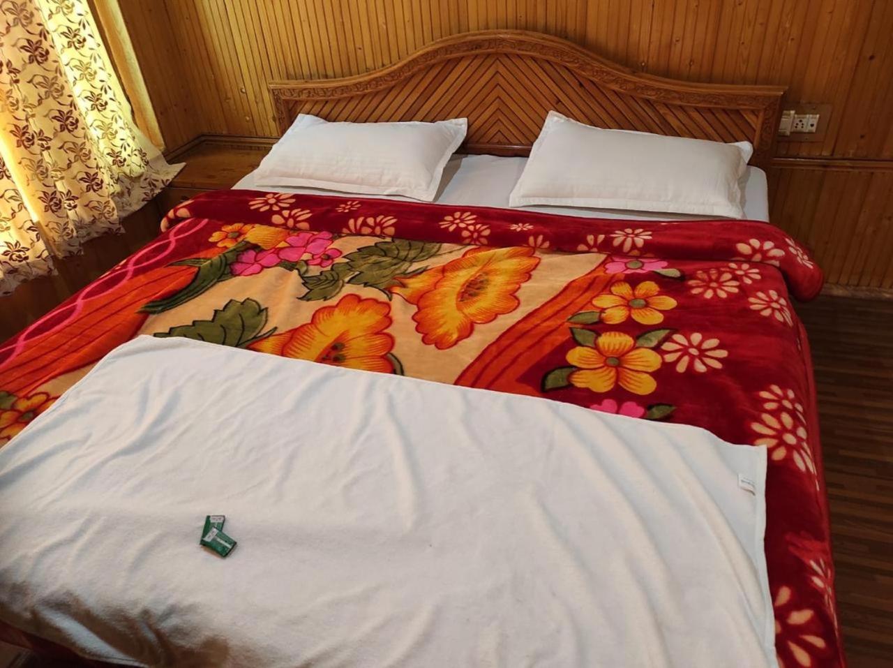 Hotel Dilshan 2*