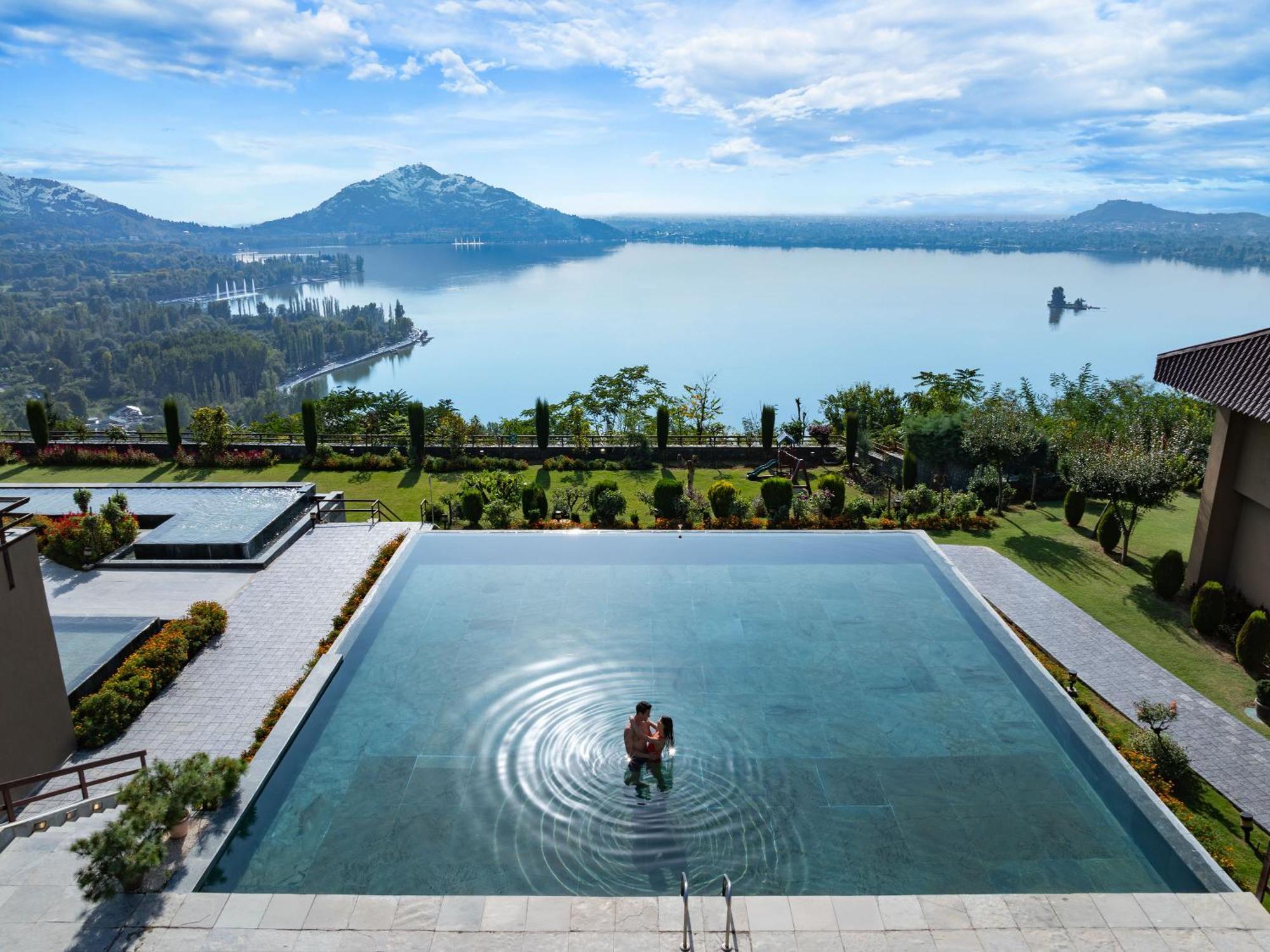Taj Dal View Hotel 5*