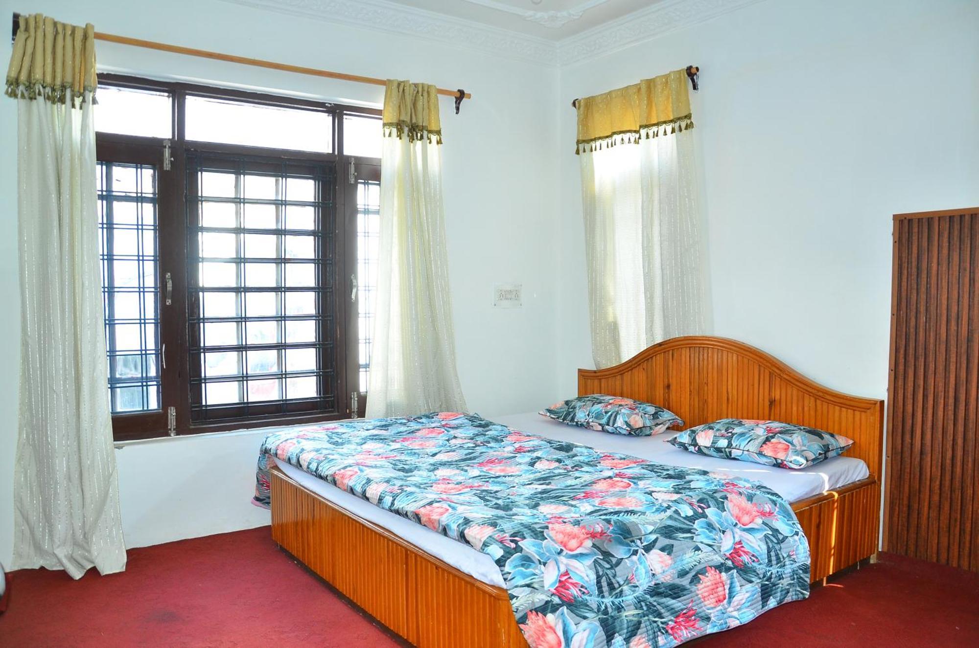 Johns Palace Srinagar (Jammu and Kashmir)