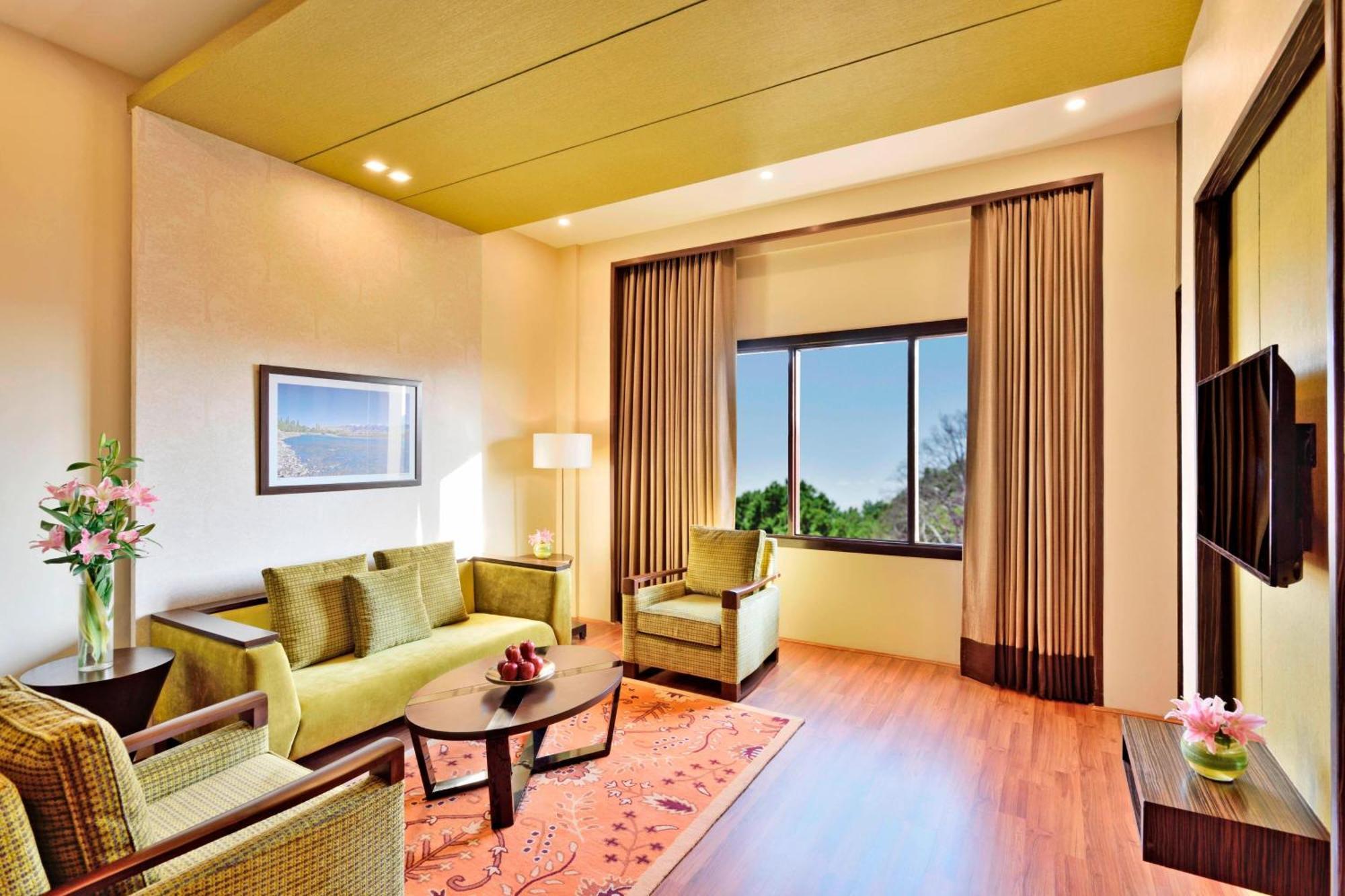Four Points By Sheraton Hotel 4*