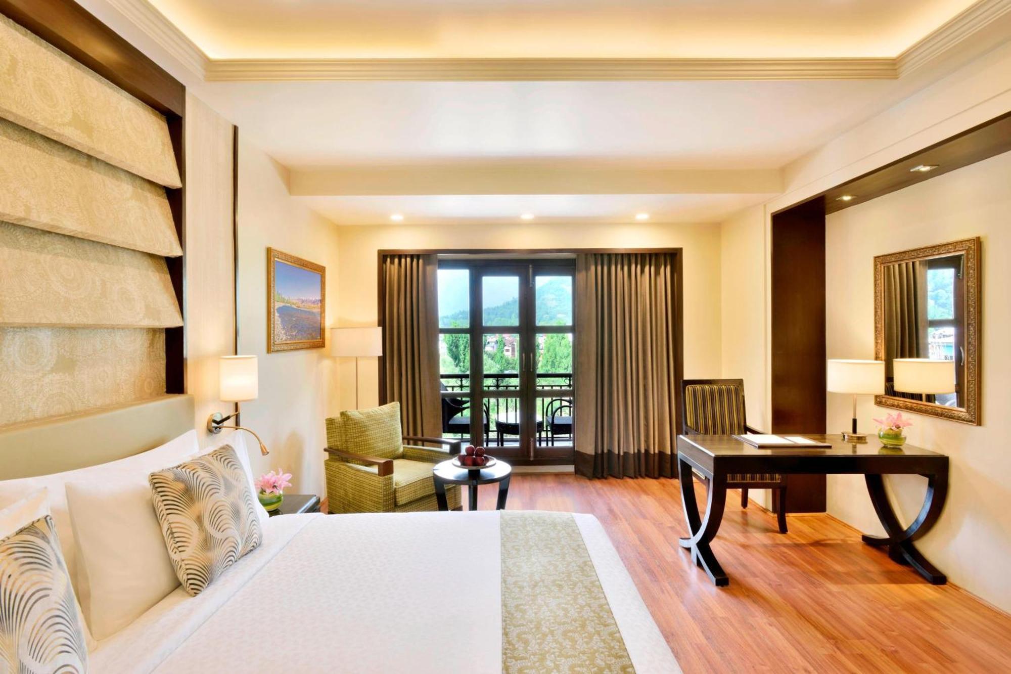 Four Points By Sheraton Hotel 4*