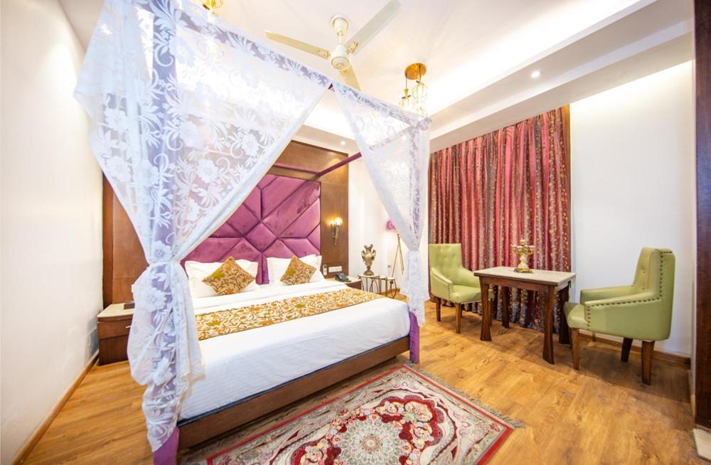 Hotel Solar Residency, Srinagar (Jammu and Kashmir)