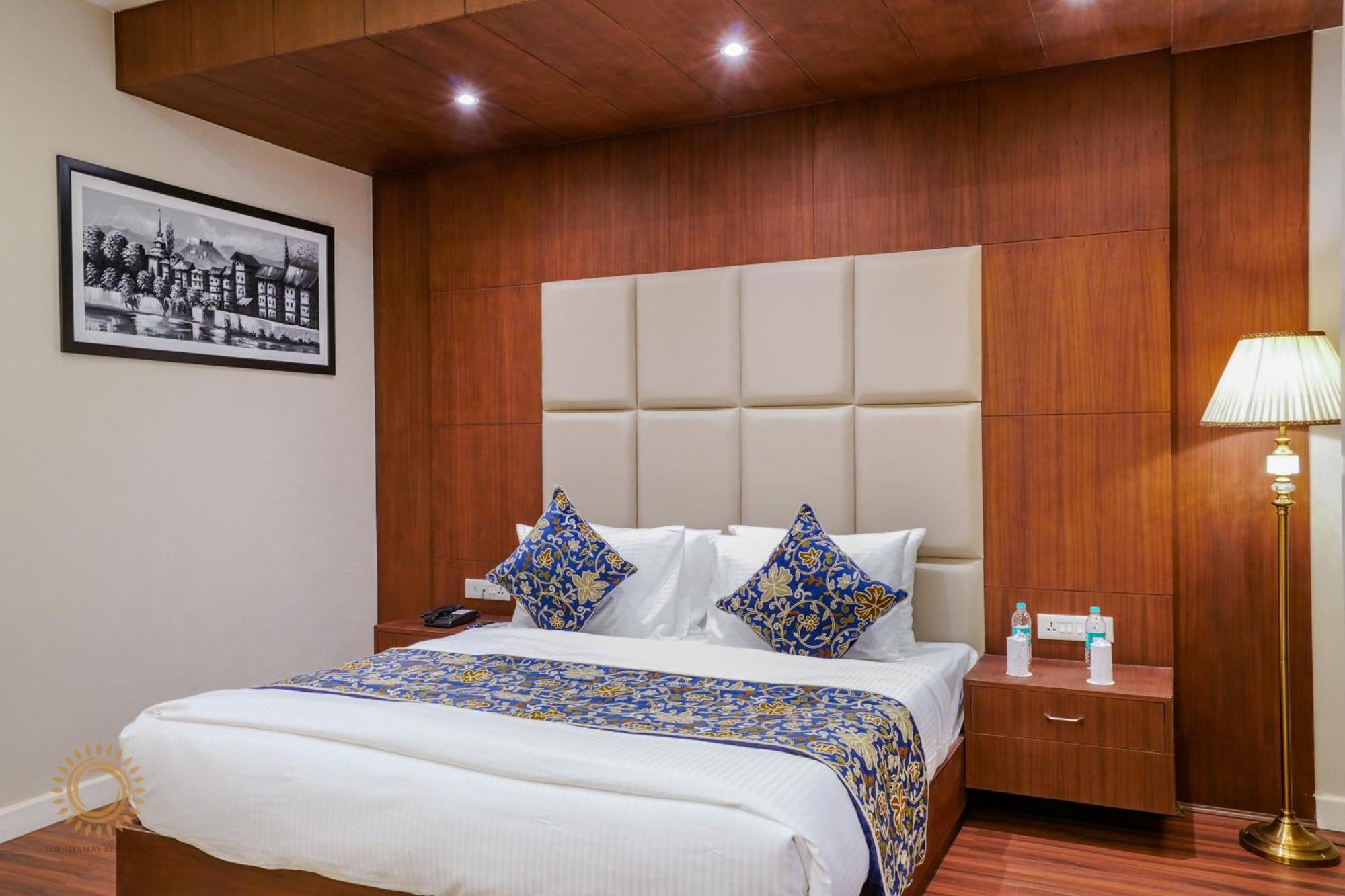 The Shamas Residency Hotel Srinagar (Jammu and Kashmir)
