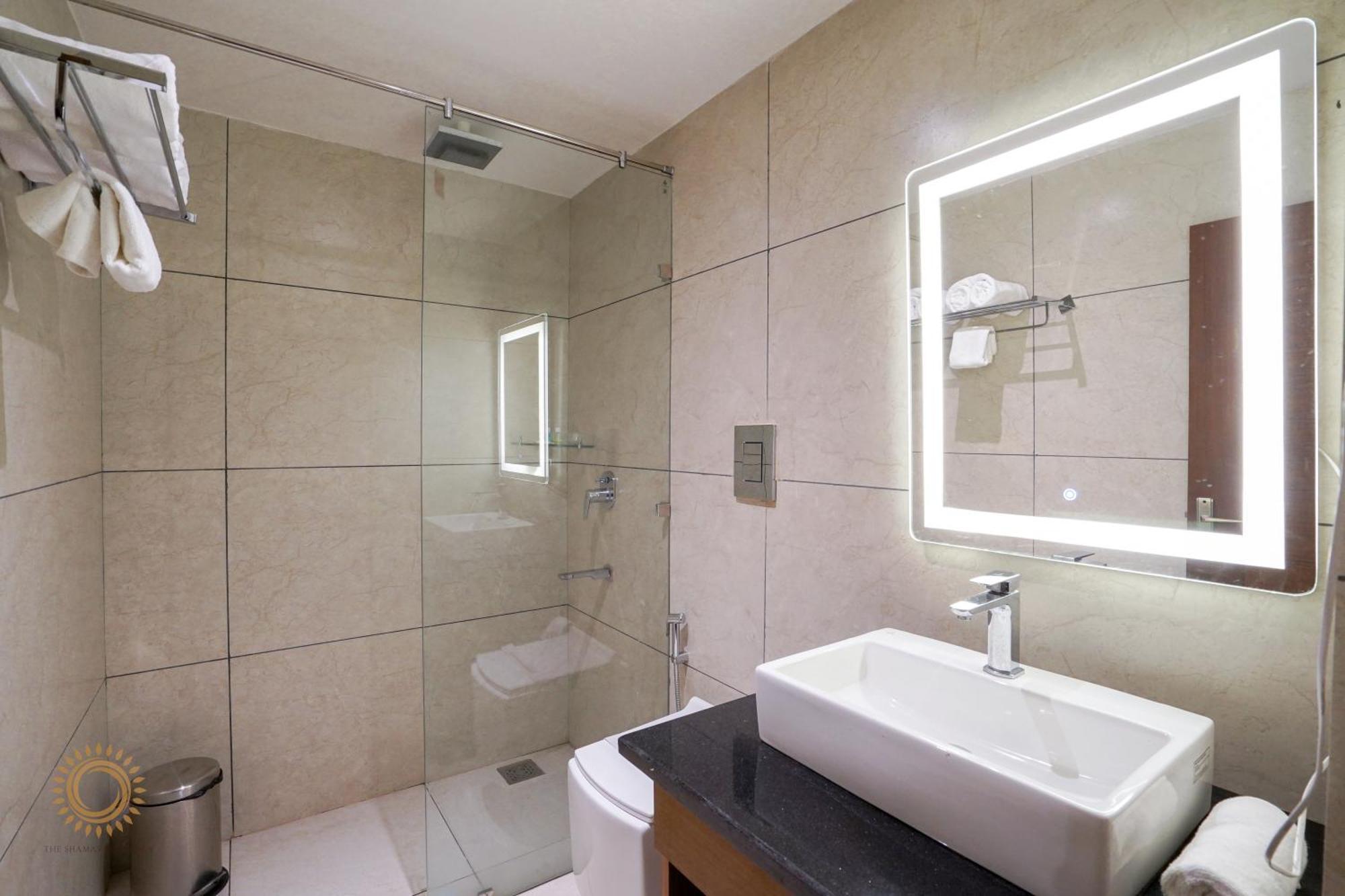 Hotel The Shamas Residency Srinagar (Jammu and Kashmir)