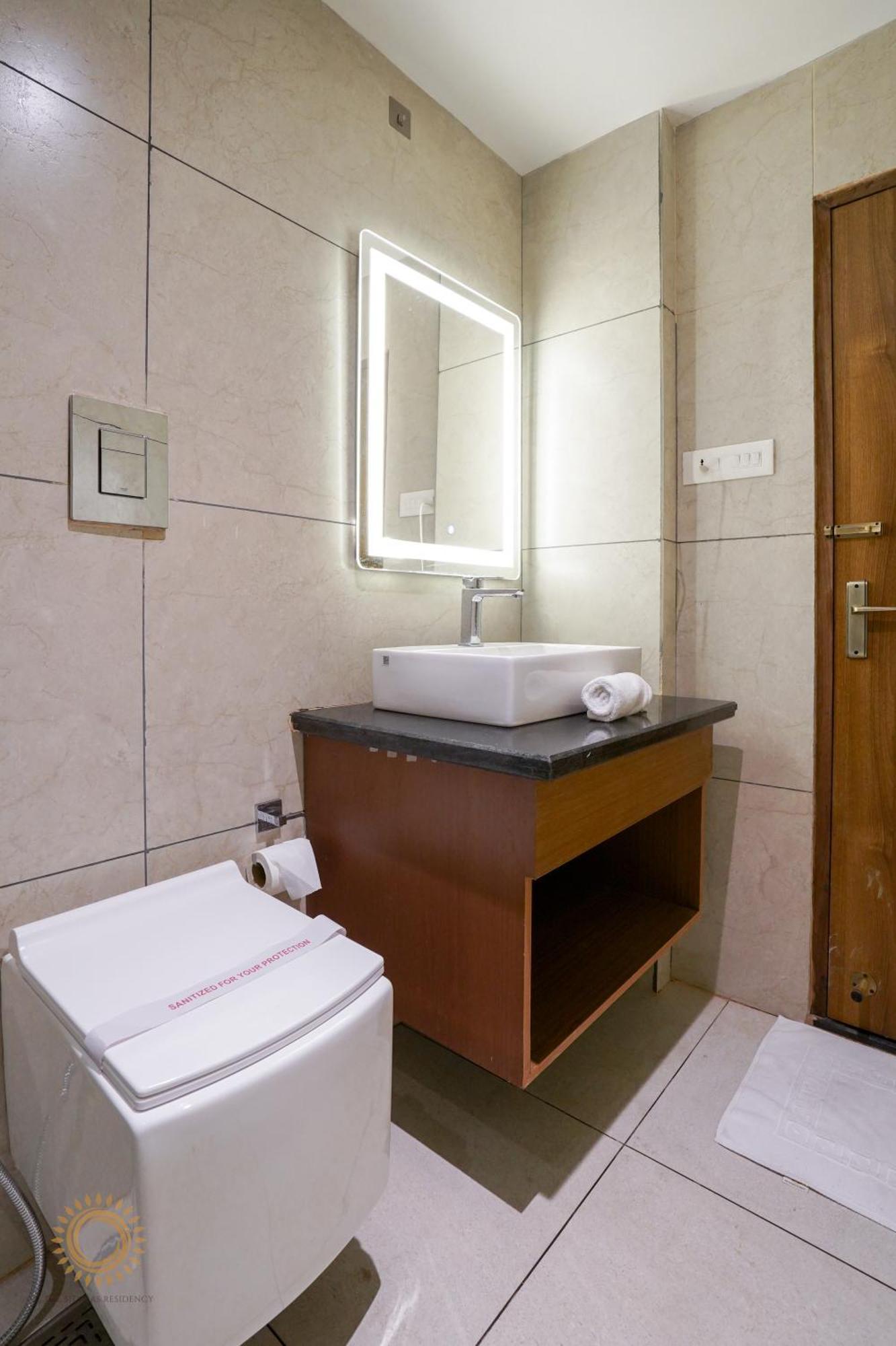 The Shamas Residency Hotel Srinagar (Jammu and Kashmir)