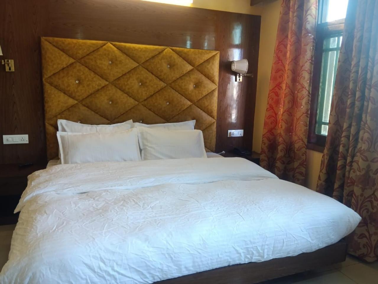 Reshi Heritage Hotel