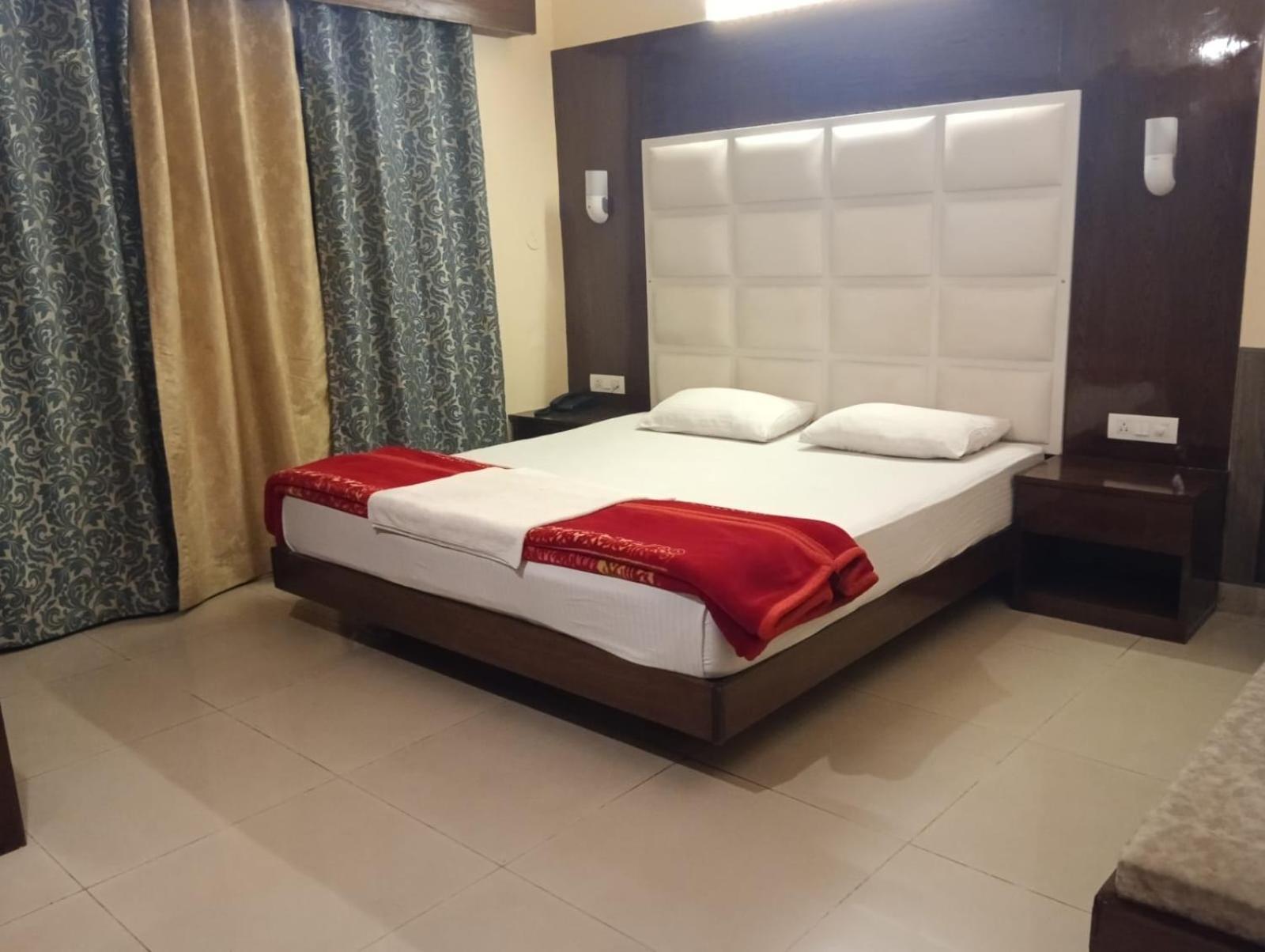 Hotel Reshi Heritage 2*