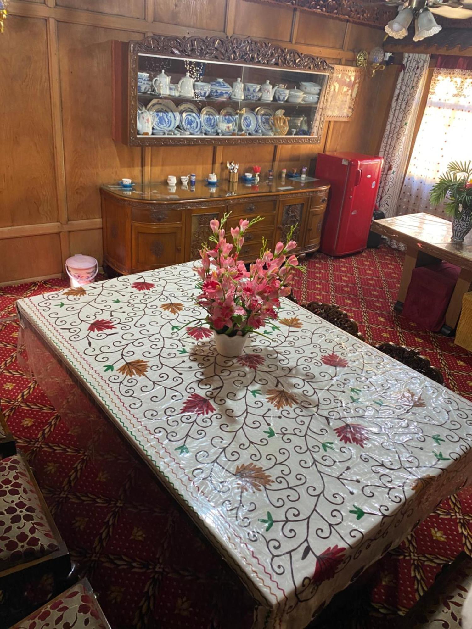 Heritage New Moon Group Of Houseboat 5*