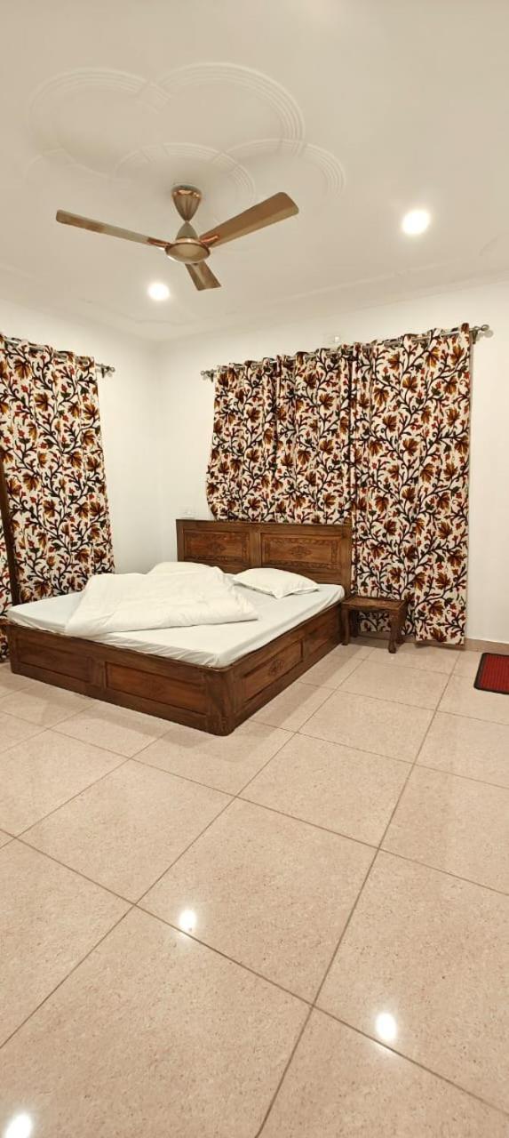 Fabulous Kashmir Hotel