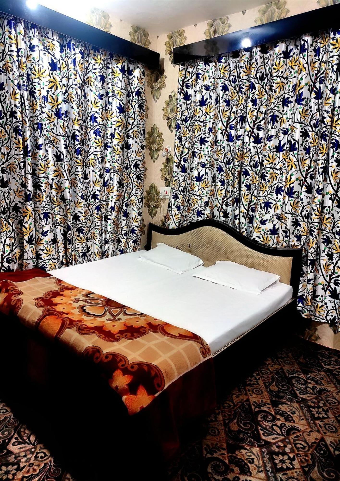 Fabulous Kashmir 2* Srinagar (Jammu and Kashmir)