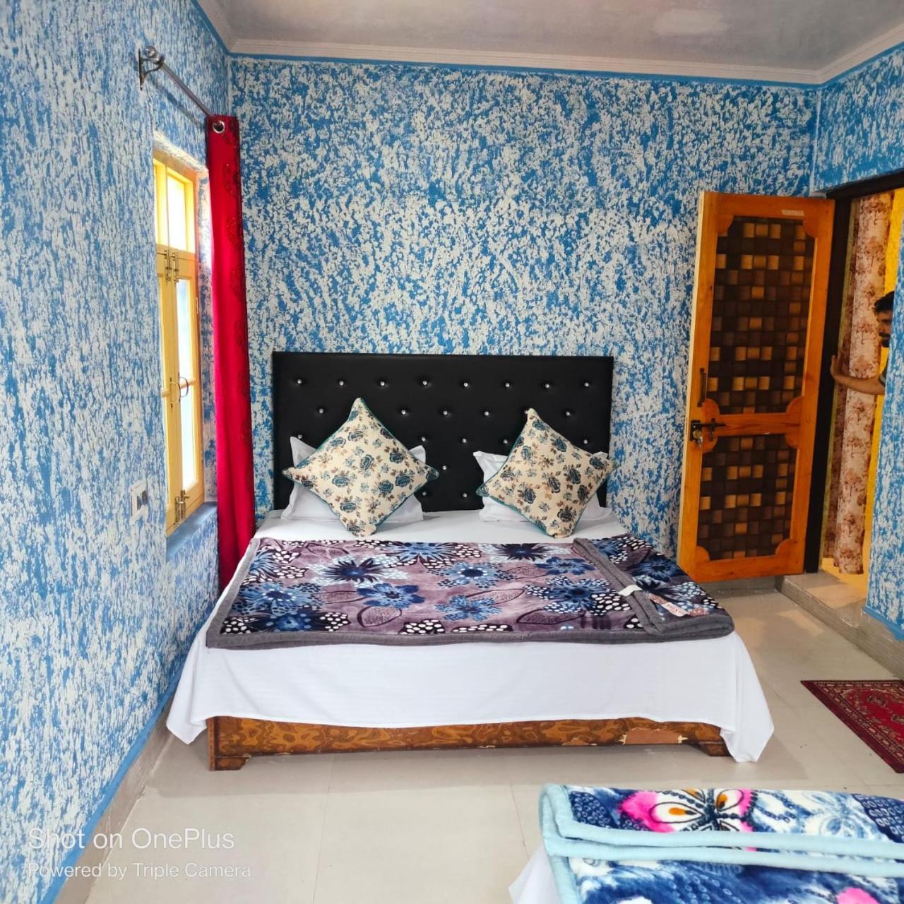 Sunlight Hotel 3*