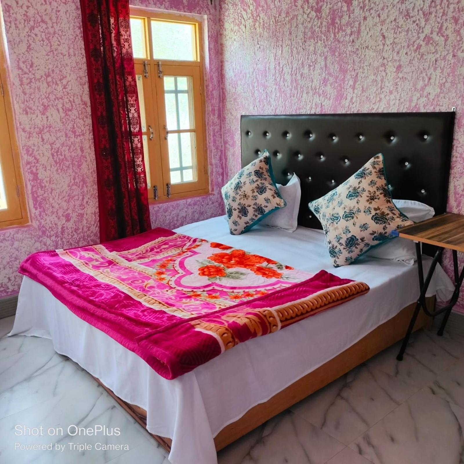 Sunlight Hotel 3*