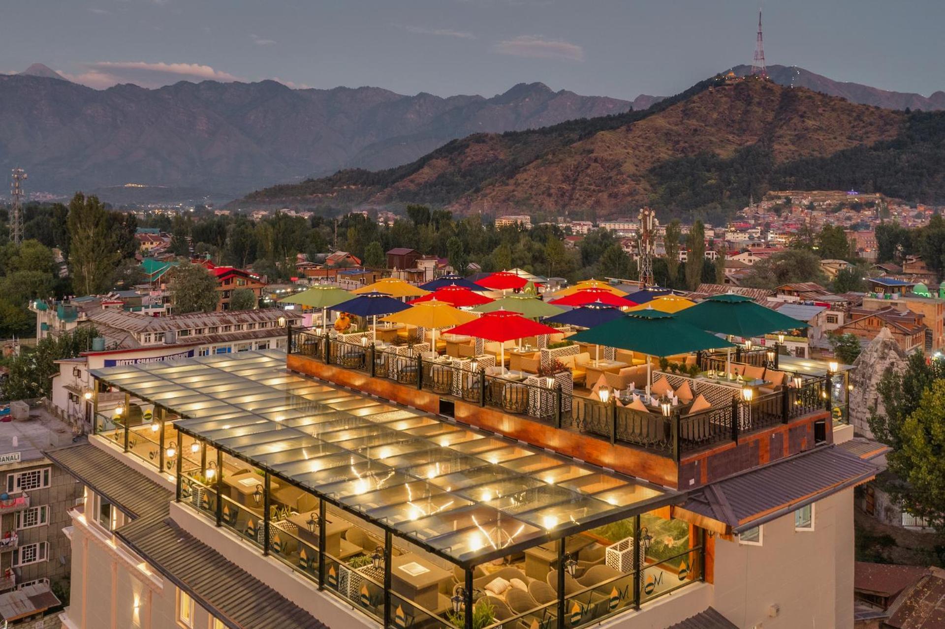 Meerz 4* Srinagar (Jammu and Kashmir)