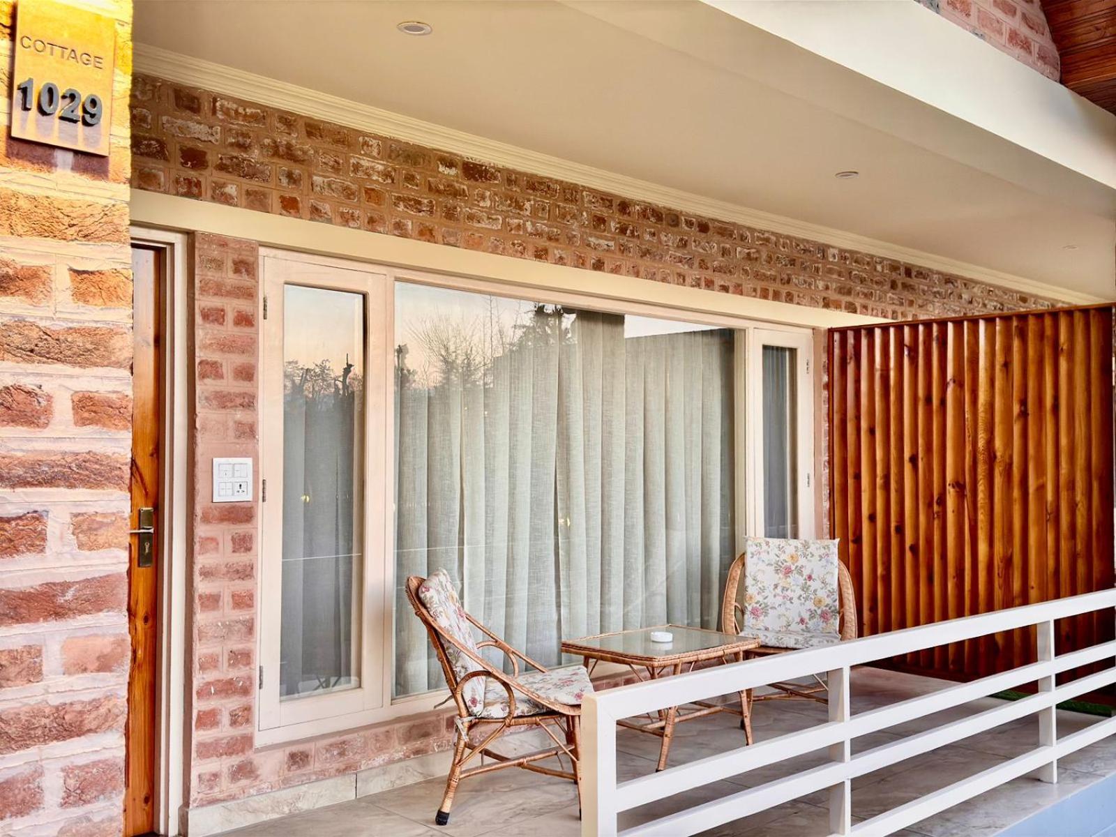 The Orchard Retreat &