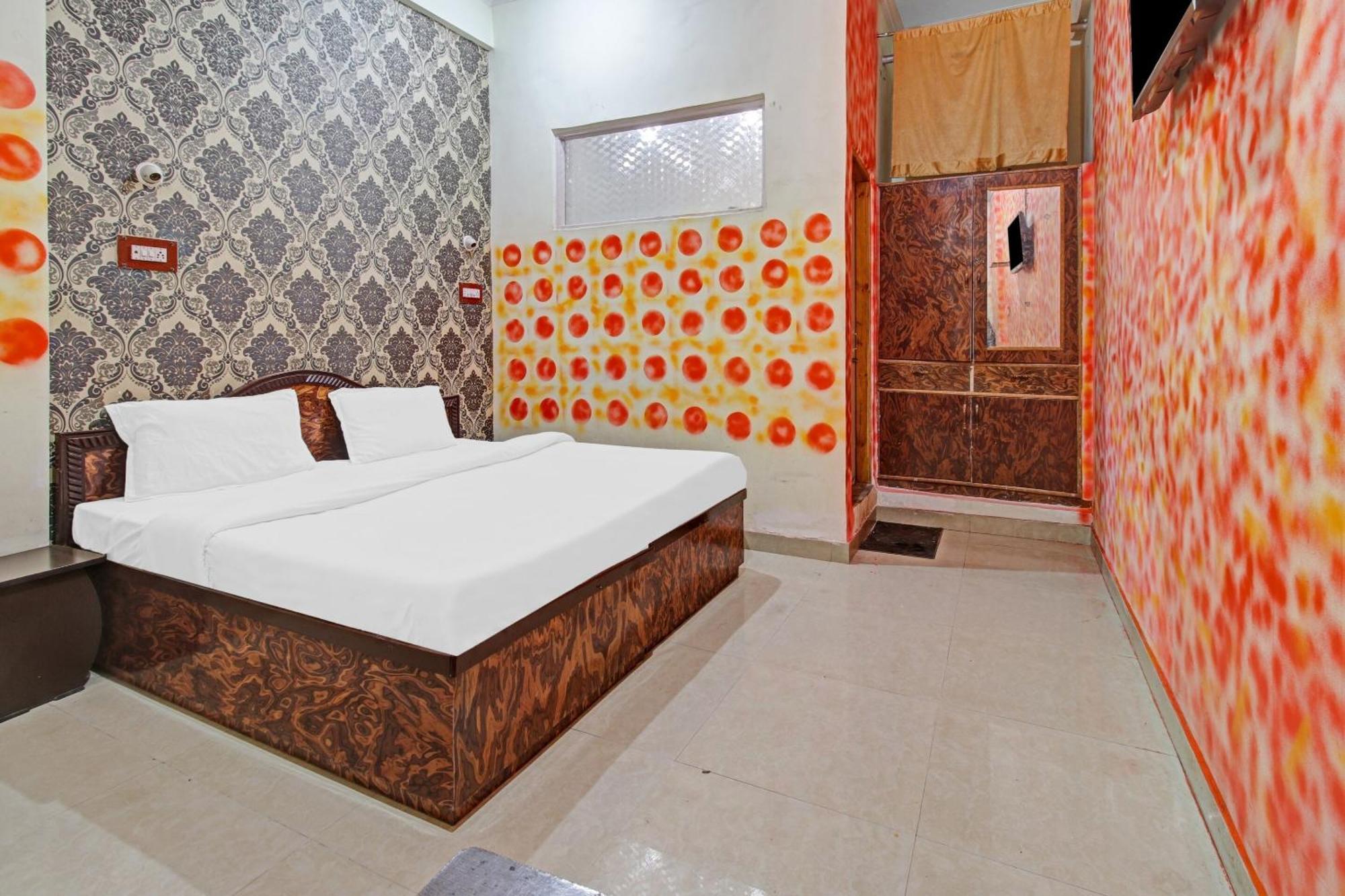 Hotel O 84461 Shaani *