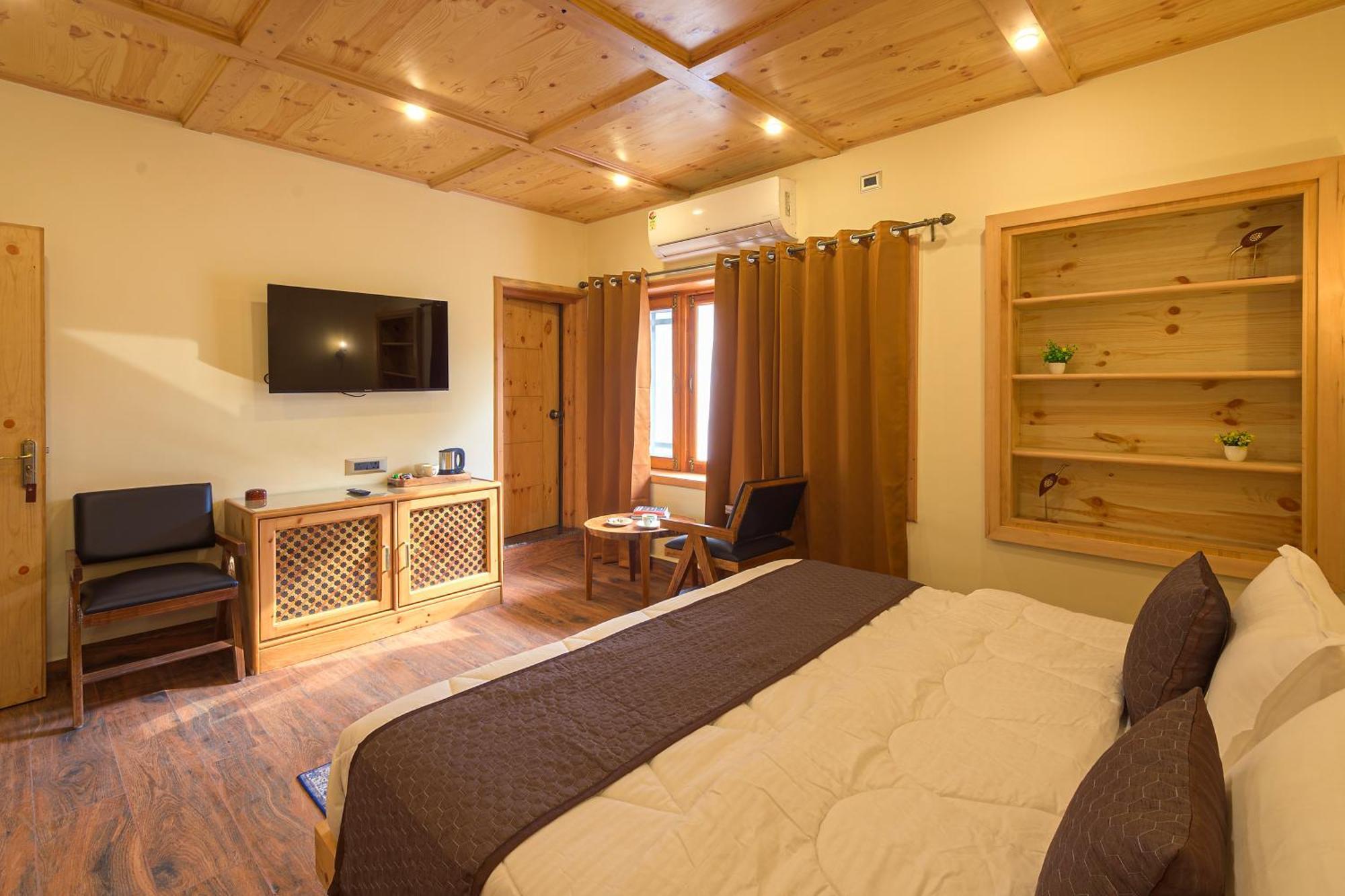 Palpenzy - Bespoke Premium * Srinagar (Jammu and Kashmir)