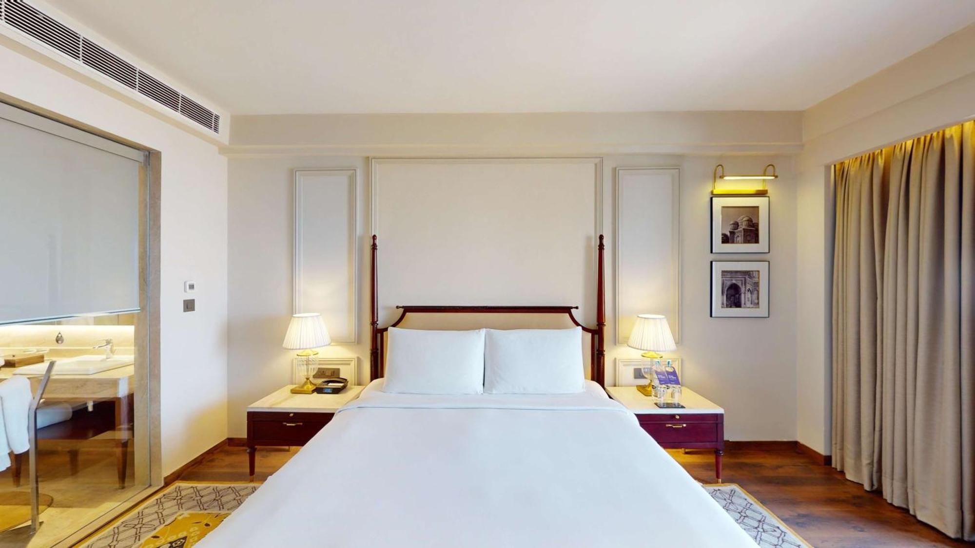 Radisson Collection & Spa, Riverfront 5*