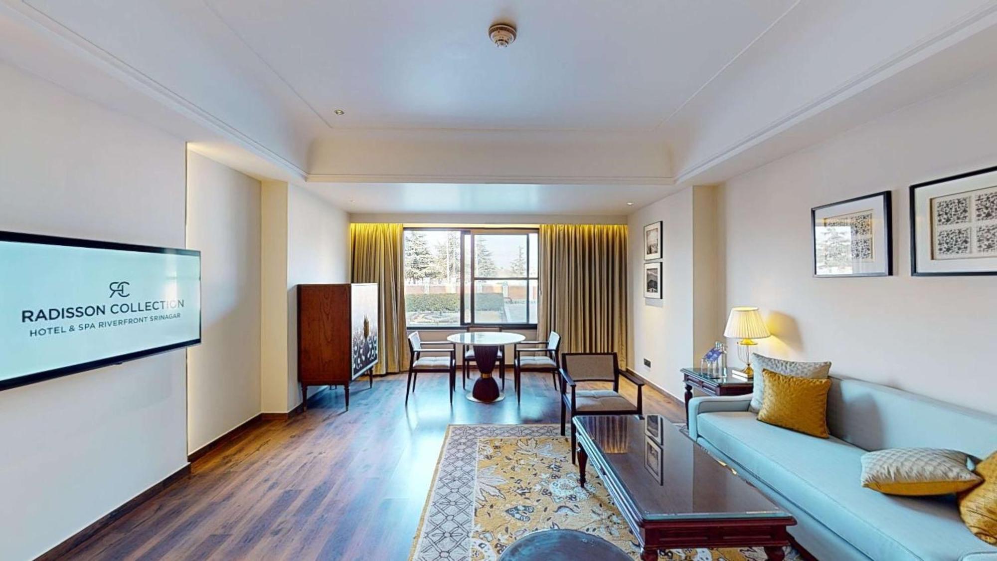Radisson Collection & Spa, Riverfront 5*
