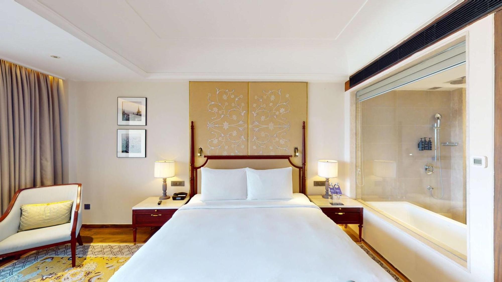 Hotel Radisson Collection & Spa, Riverfront Srinagar (Jammu and Kashmir)