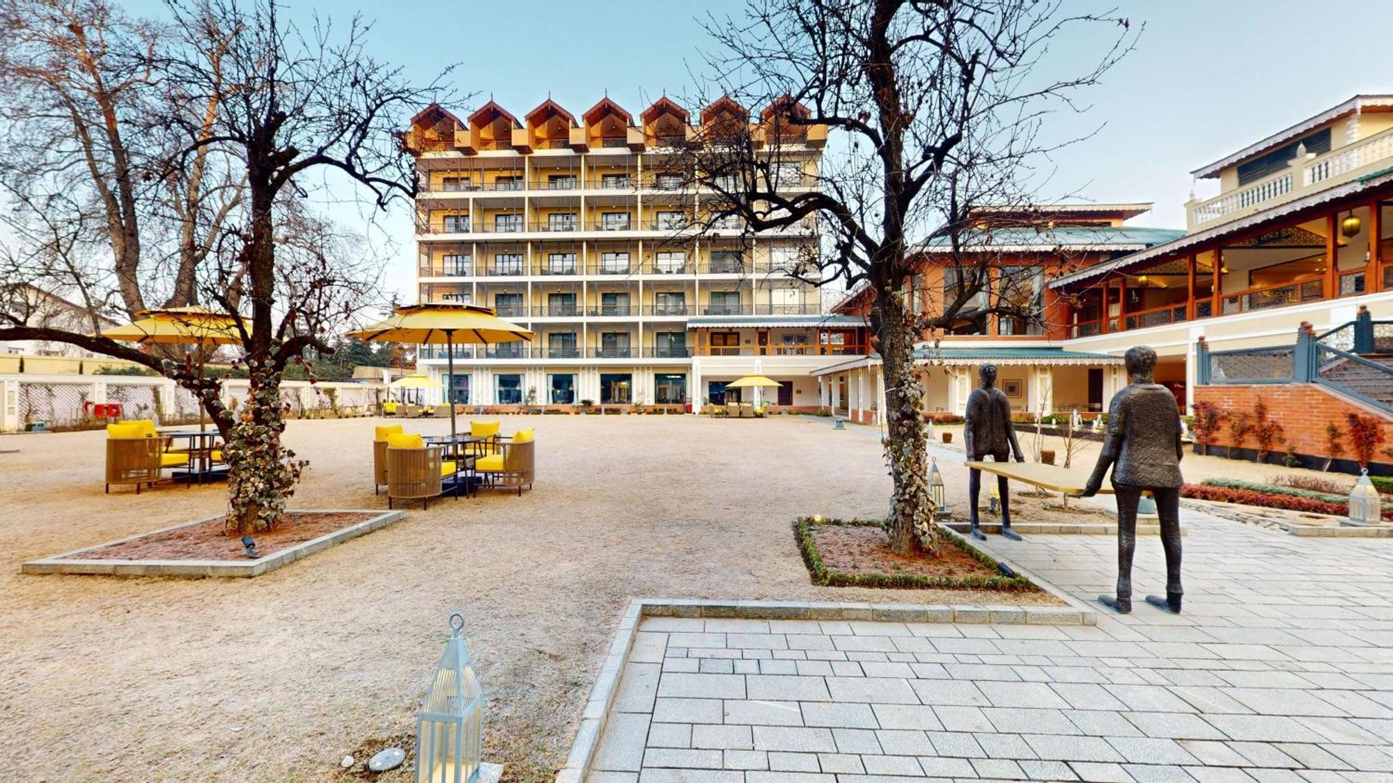 Radisson Collection & Spa, Riverfront Srinagar (Jammu and Kashmir)