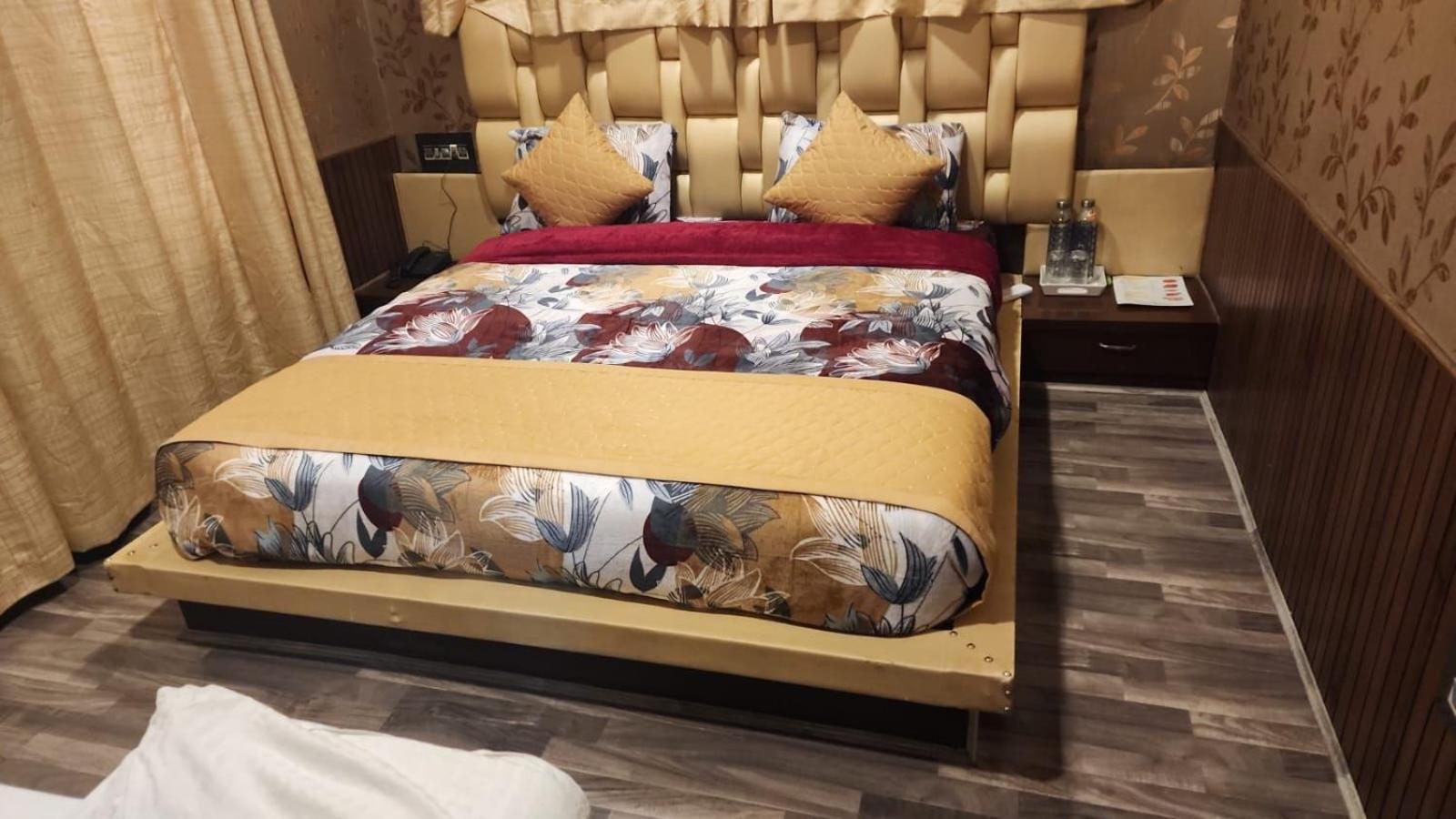 The Casa Hotel 2*