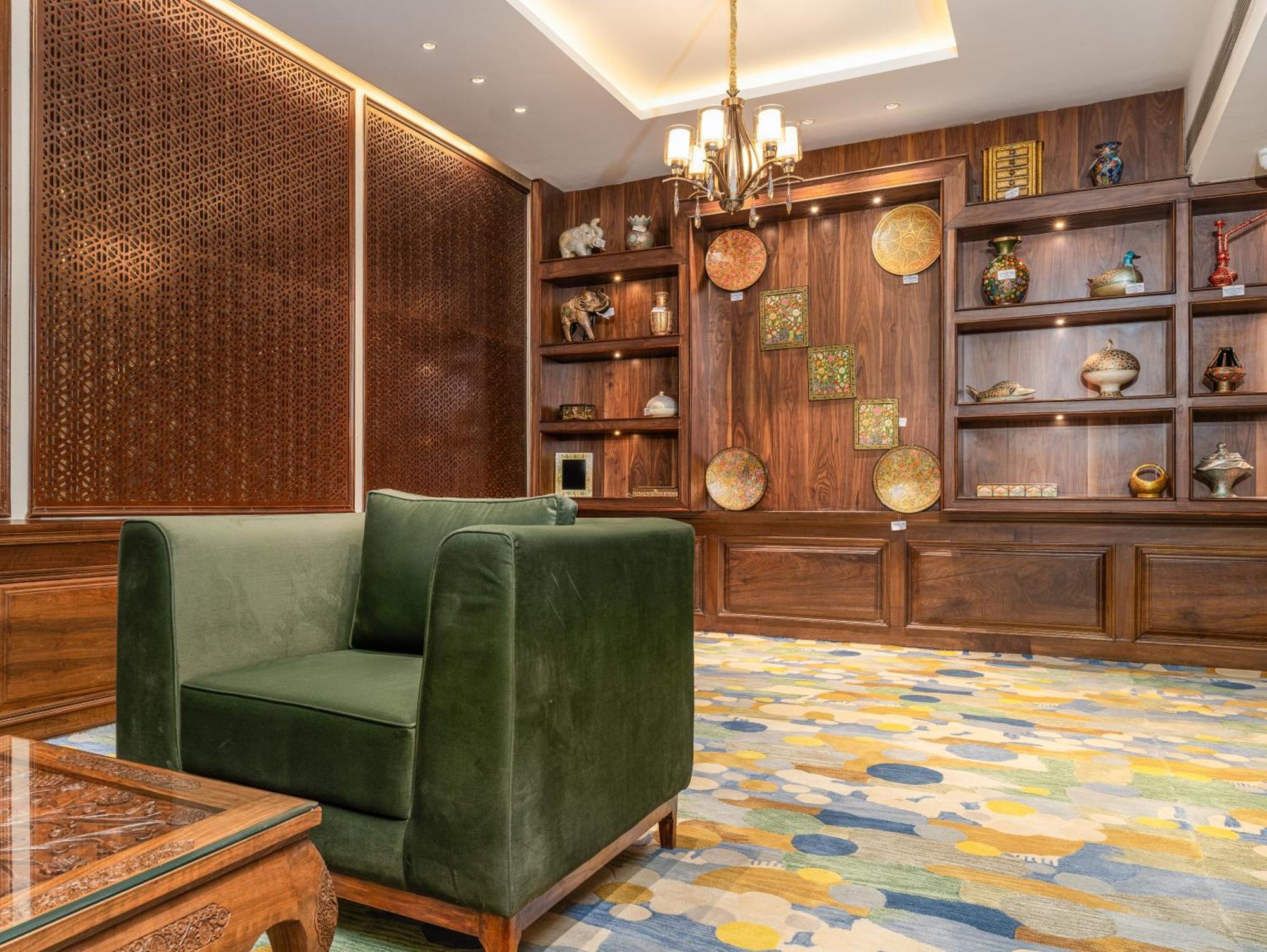 Sarovar Premiere Hotel