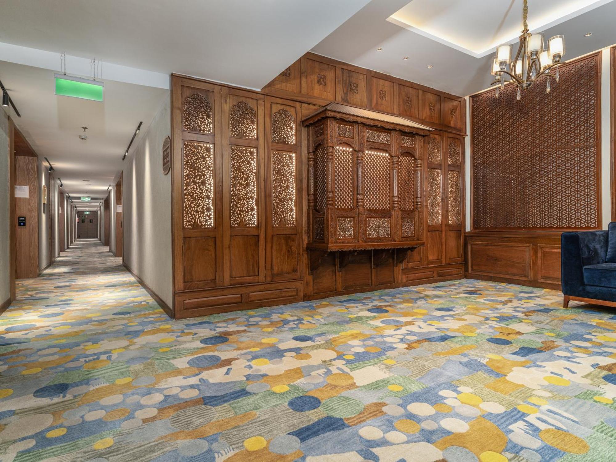 Sarovar Premiere Hotel 5*