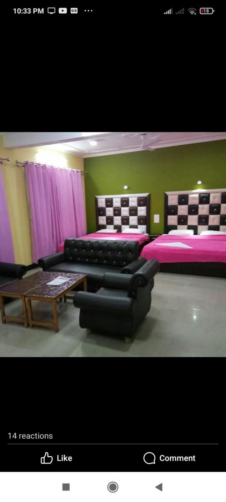 The Grand Hassan Bed & Breakfast Srinagar (Jammu and Kashmir)