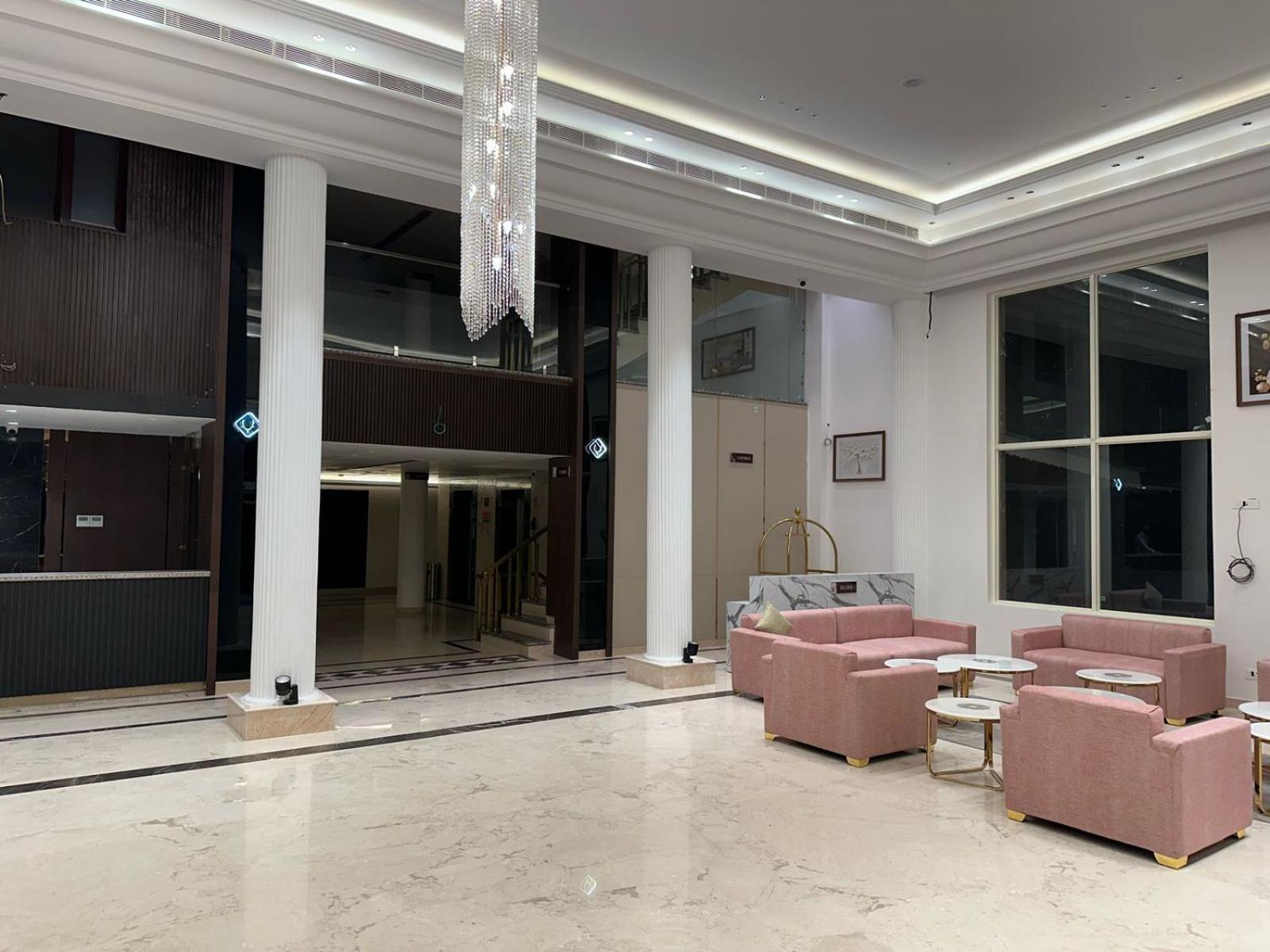 The Grand Mamta 4* Srinagar (Jammu and Kashmir)