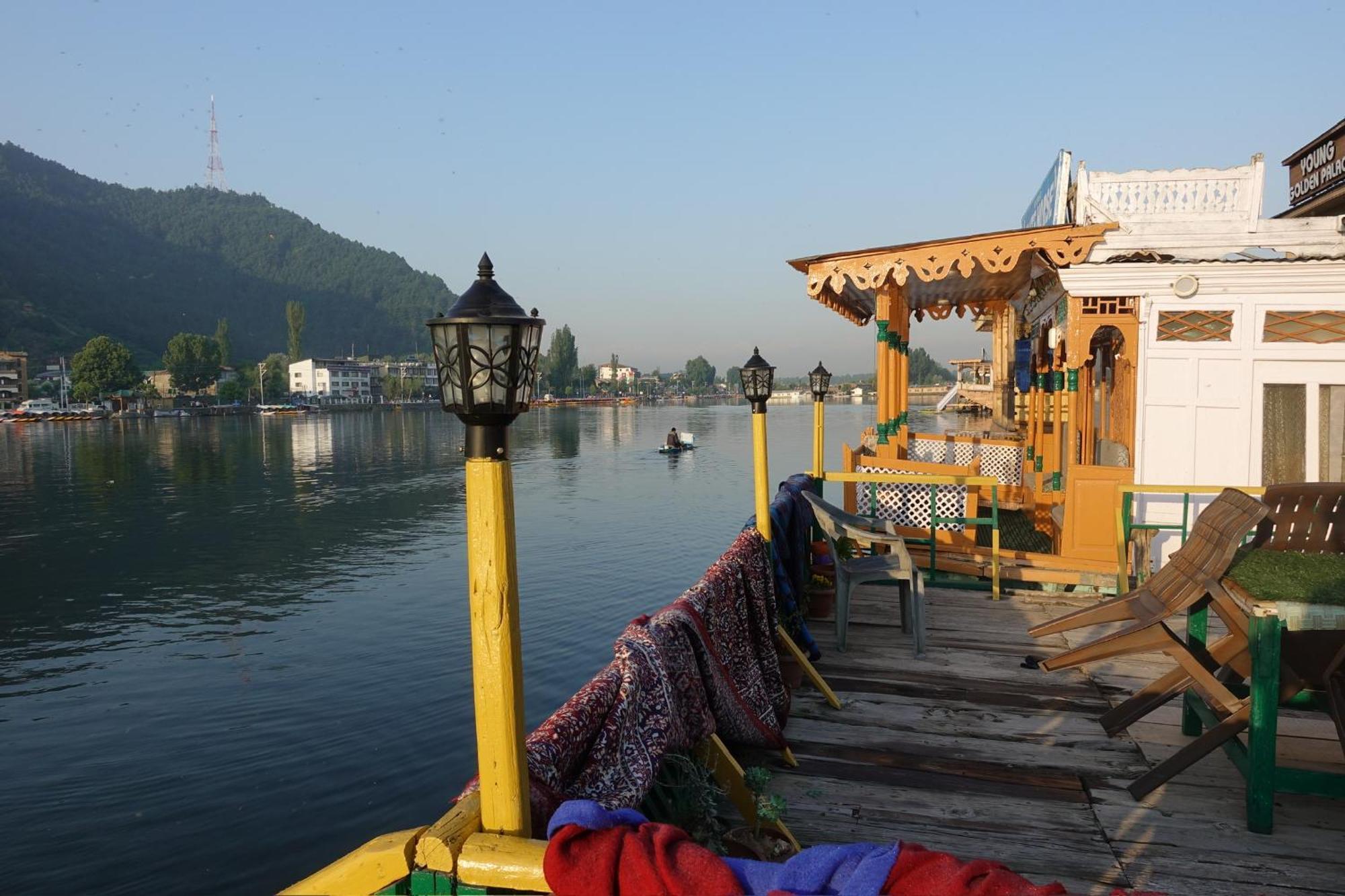 Highland Queen Houseboat 4*
