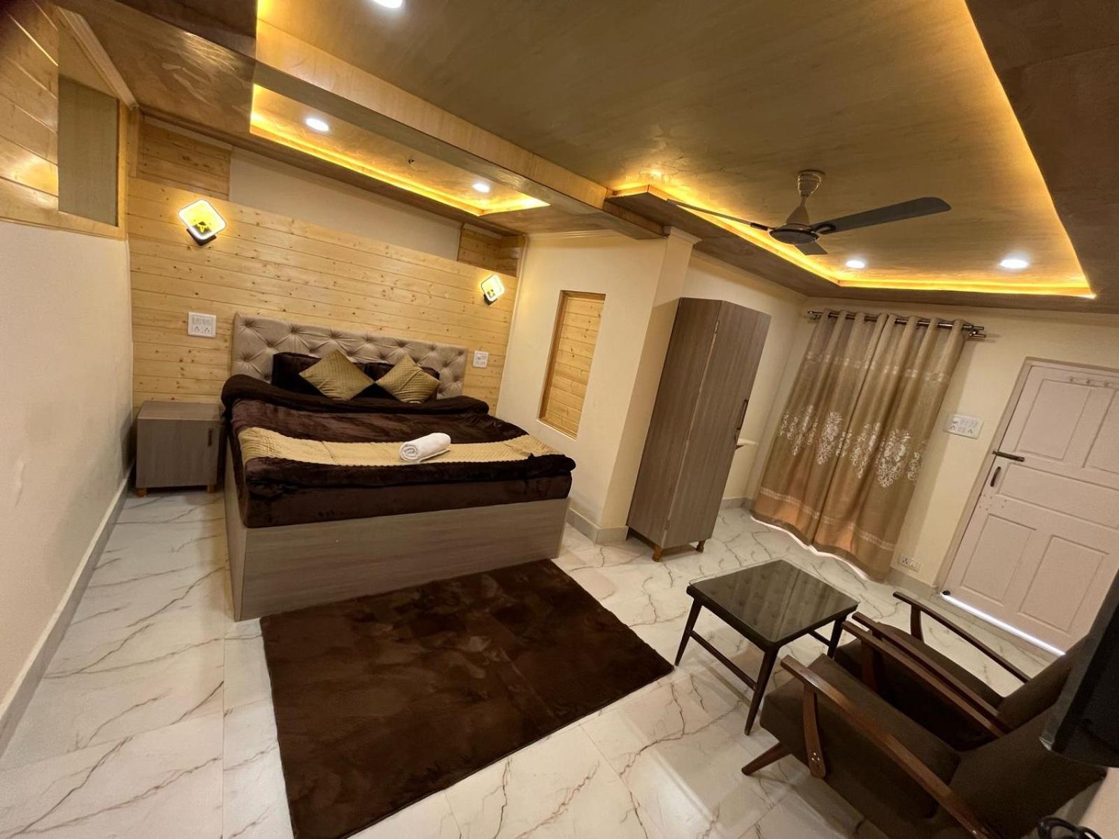Hezzah Guest house Srinagar (Jammu and Kashmir)