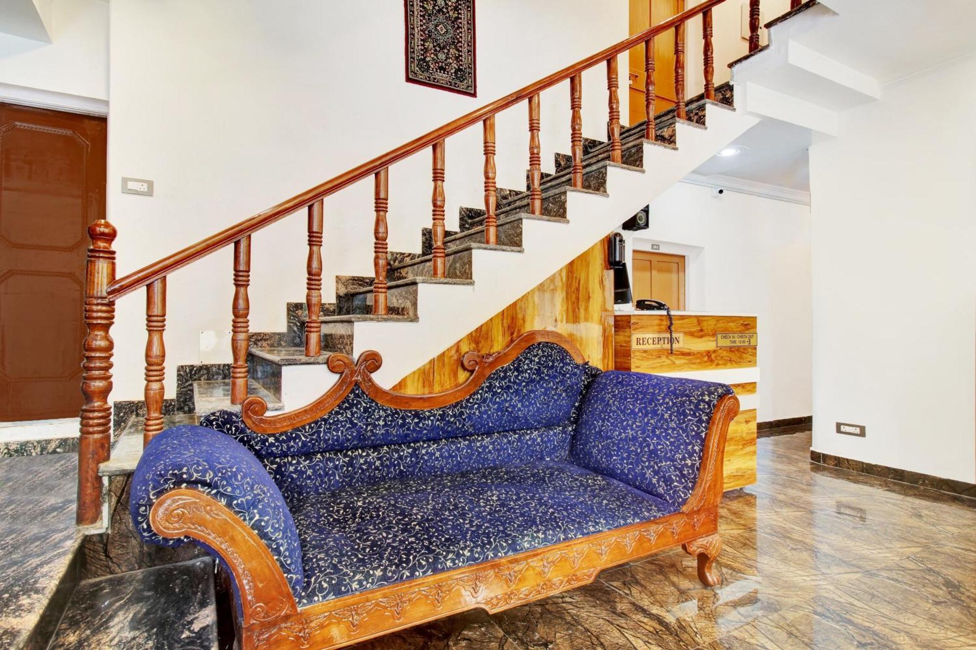 Hotel Collection O Dal Srinagar (Jammu and Kashmir)